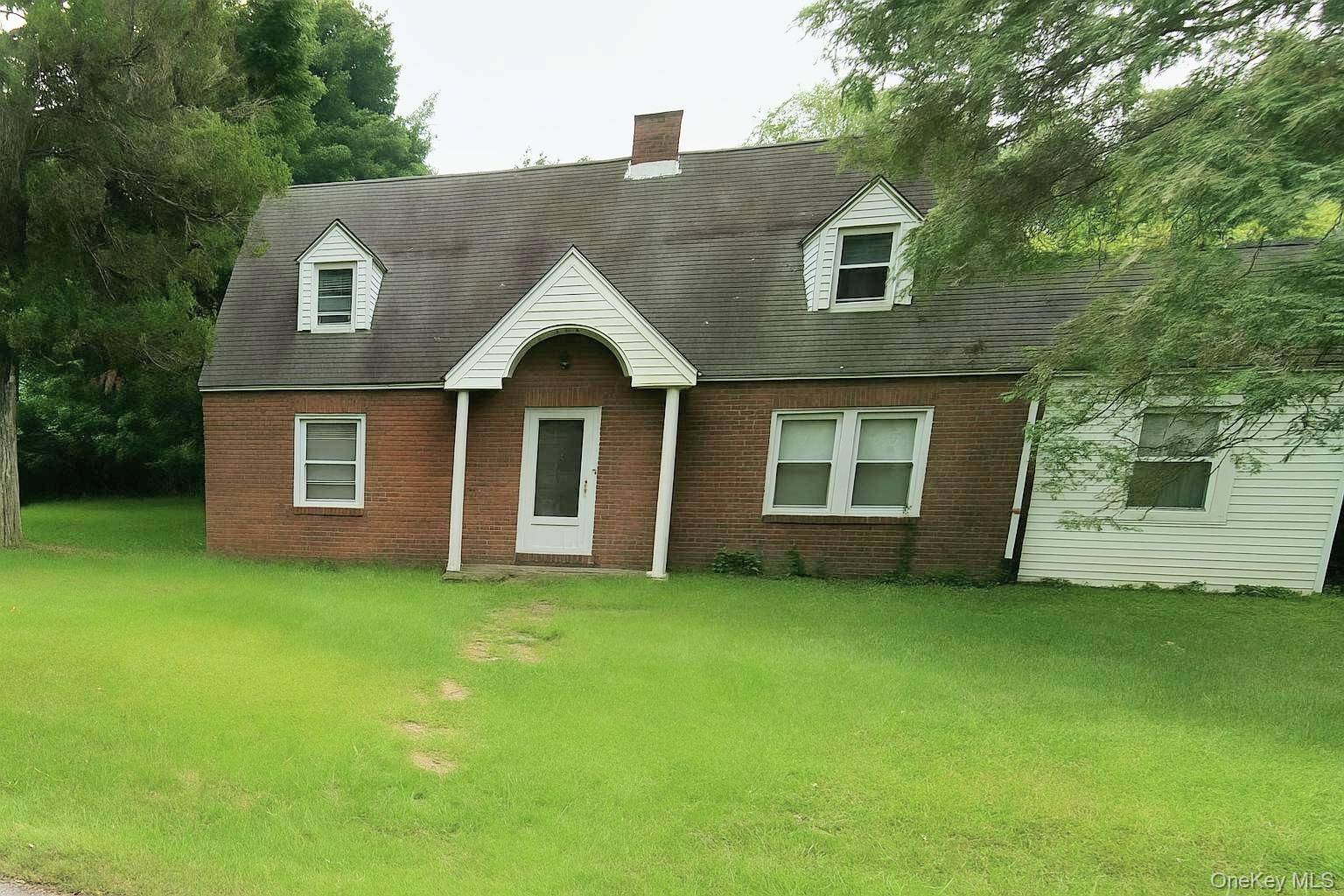 832 Dutchess Turnpike, Poughkeepsie, NY 12603