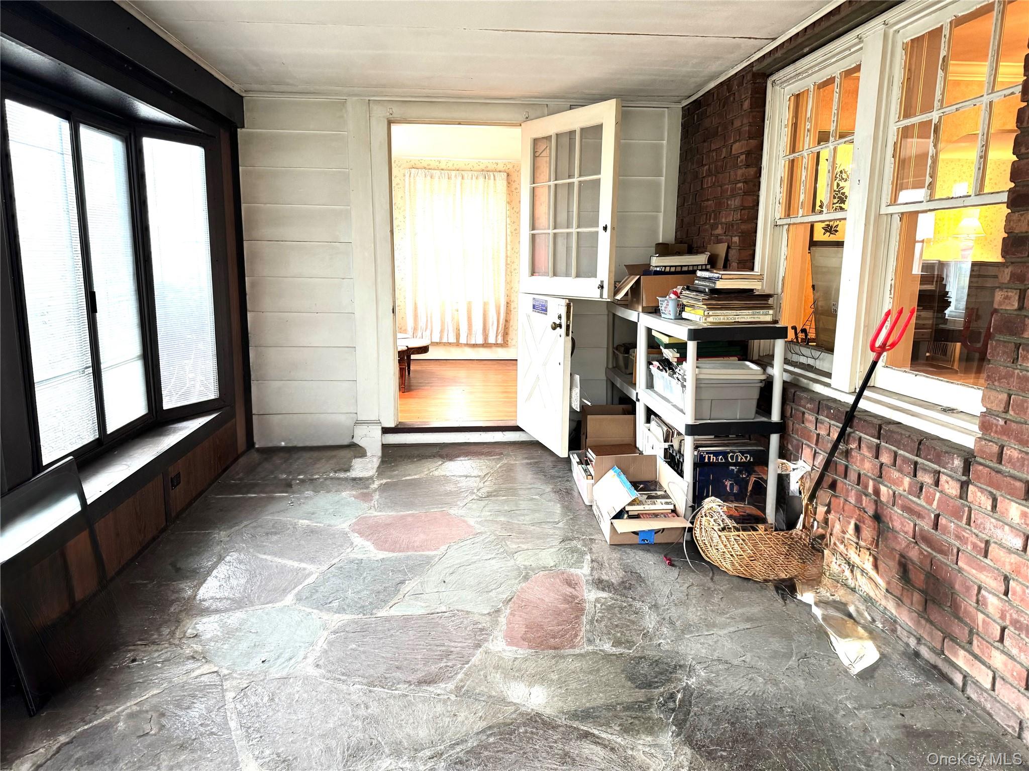 832 Dutchess Turnpike, Poughkeepsie, NY 12603