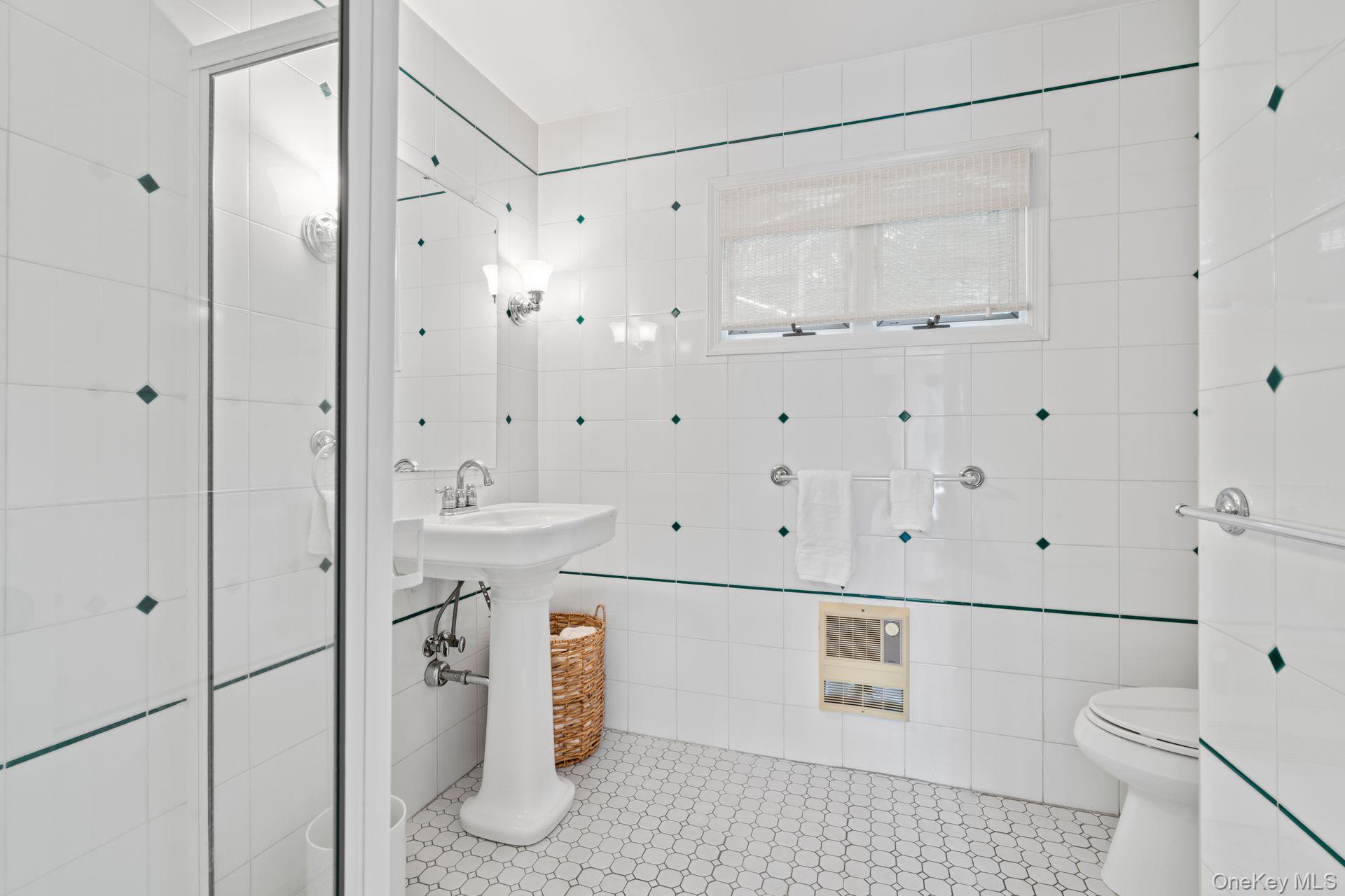 32 Hennessey Drive, Huntington, NY 11743