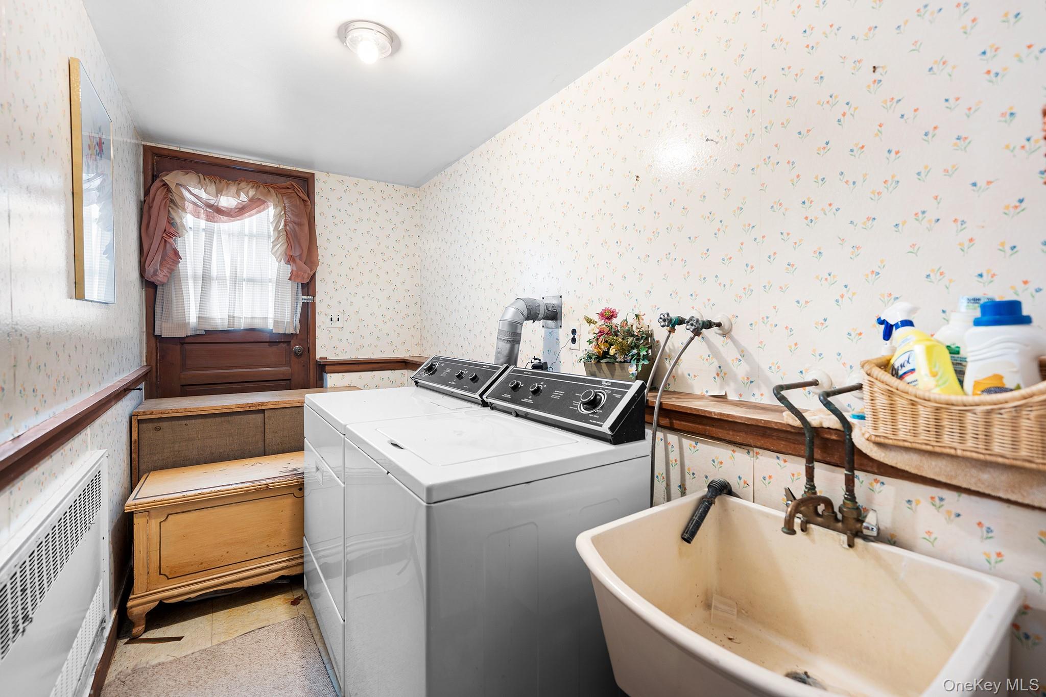 3651 Woodbridge Lane N, Wantagh, NY 11793