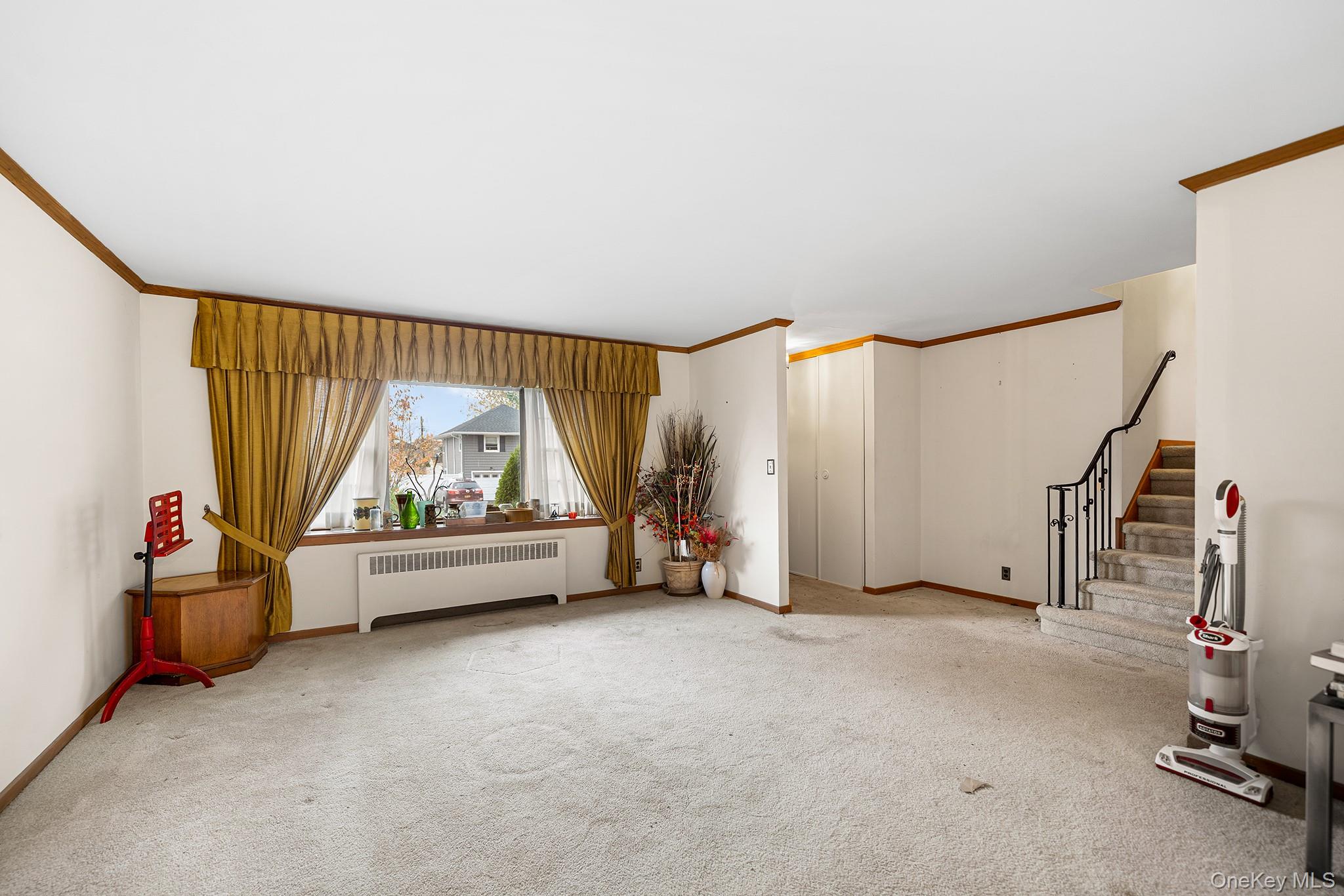 3651 Woodbridge Lane N, Wantagh, NY 11793