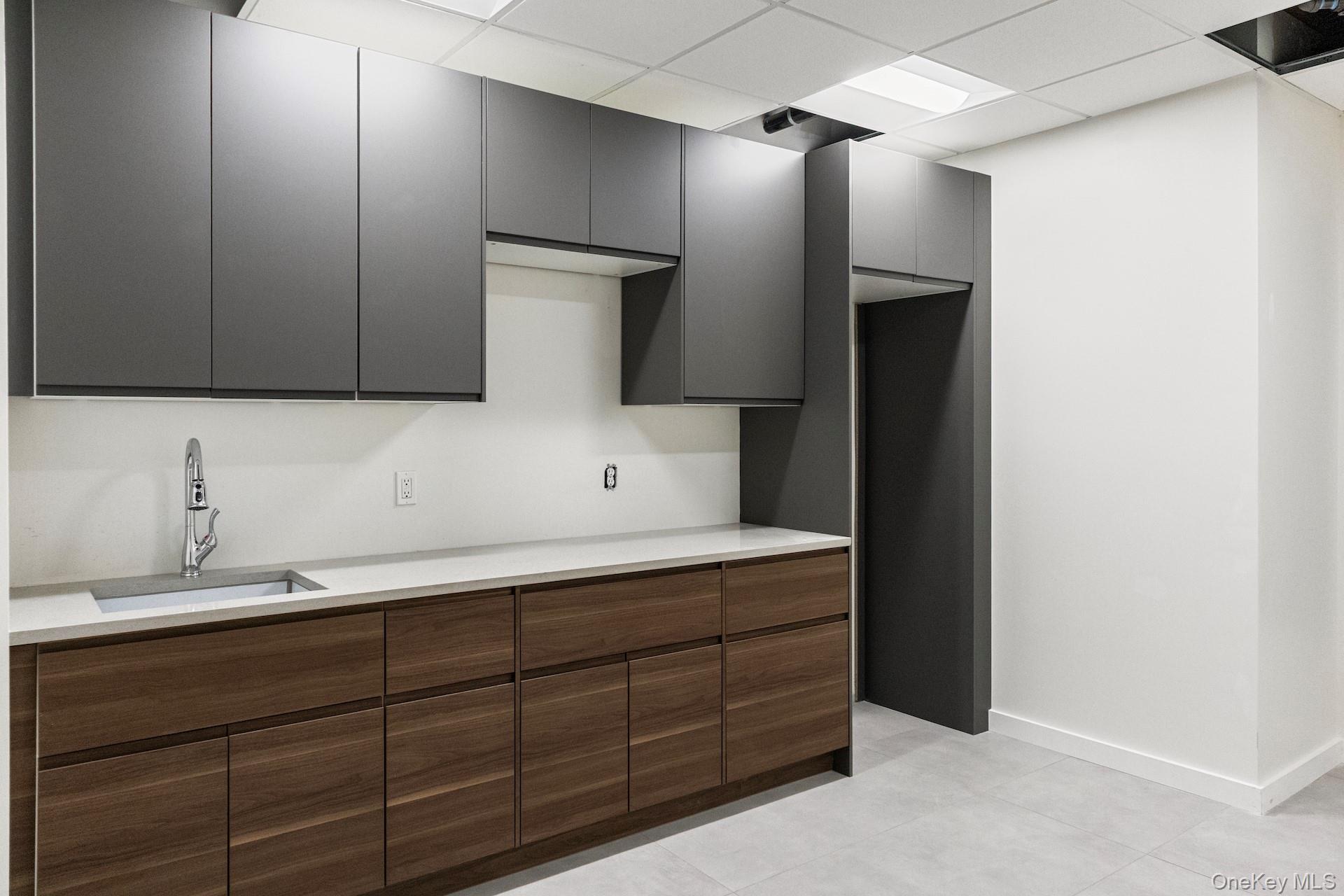 1051 Franklin Avenue # 101-105, Garden City, NY 11530