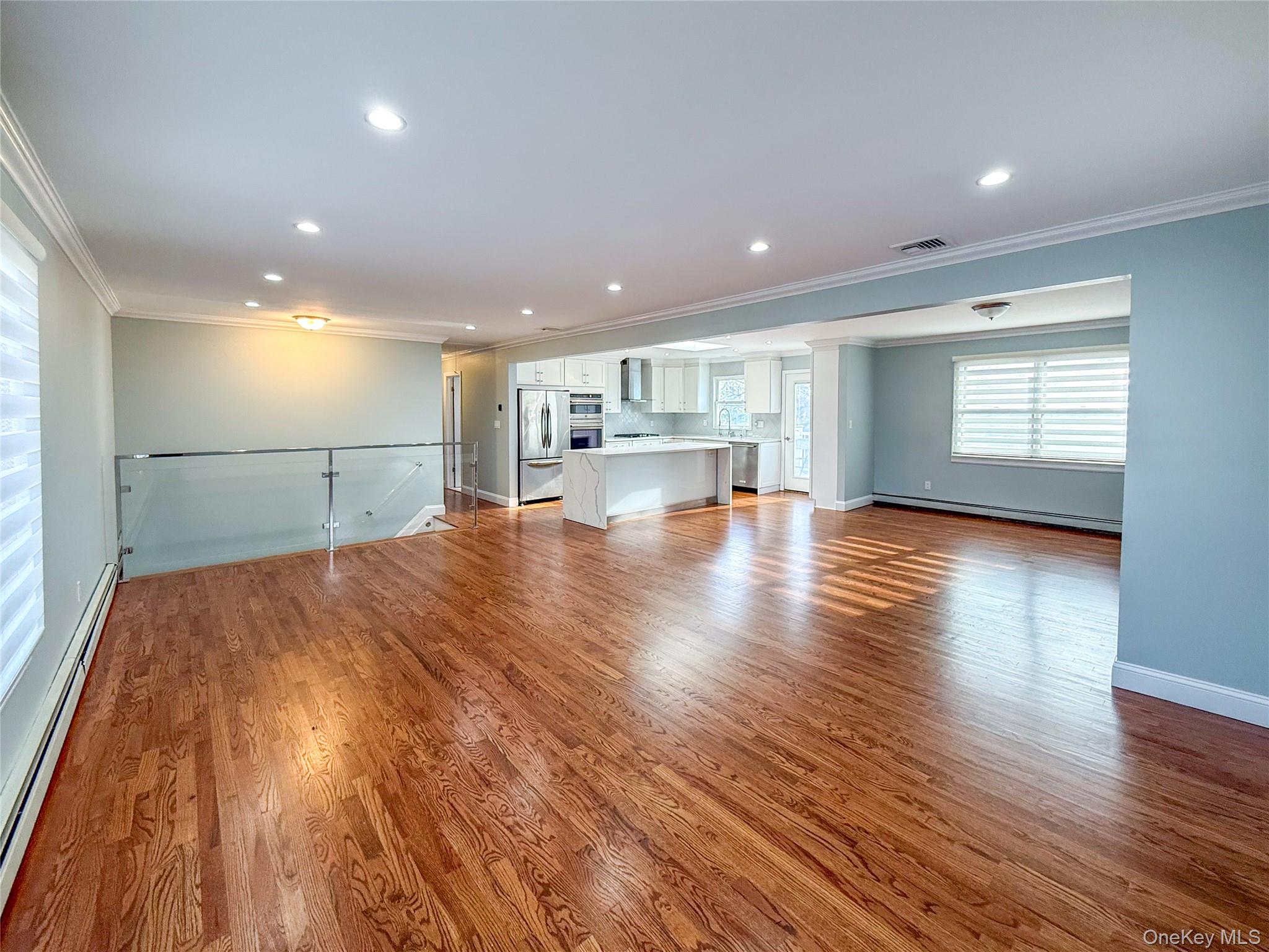 Valley Stream, NY 11580