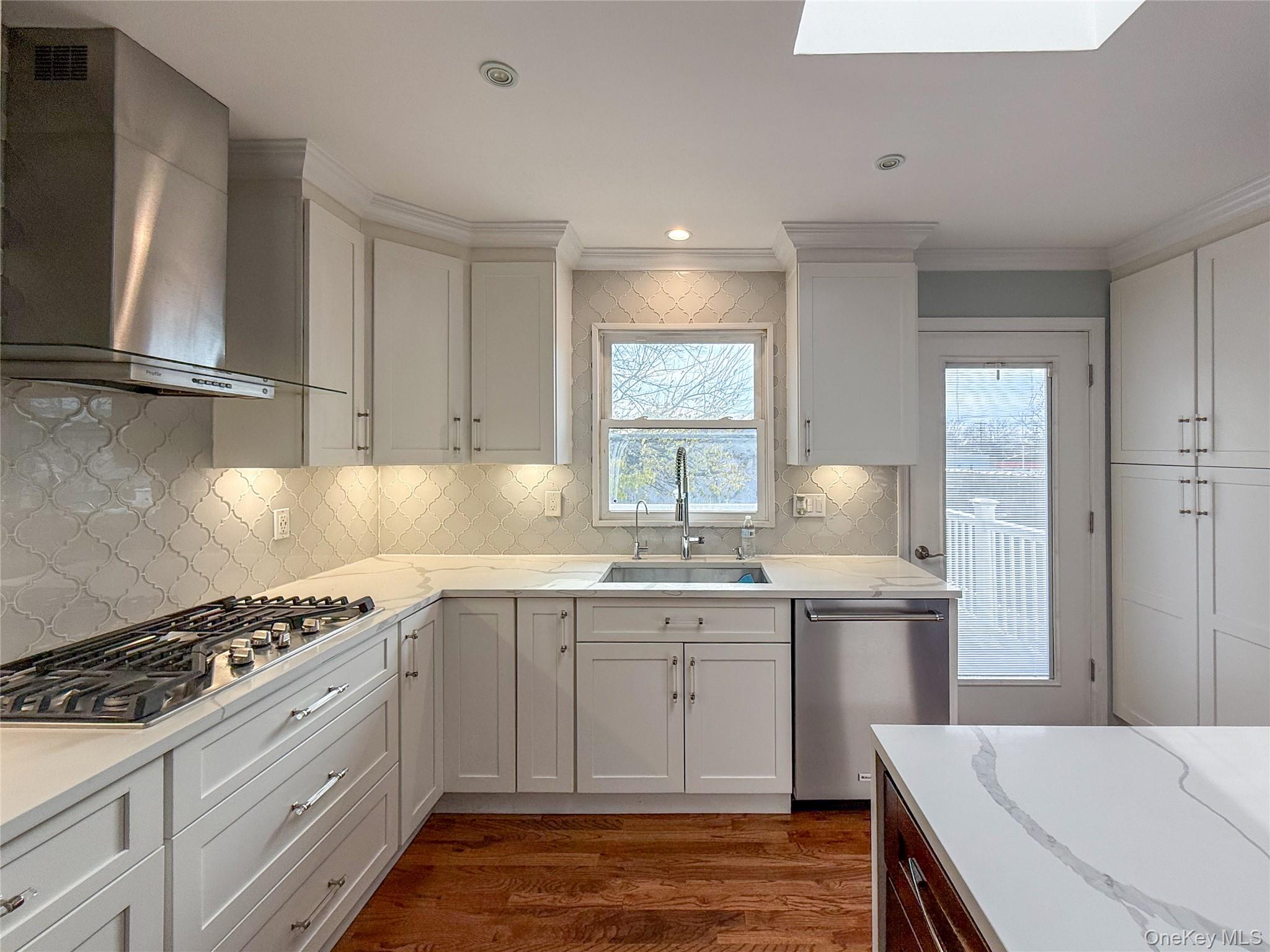 Valley Stream, NY 11580