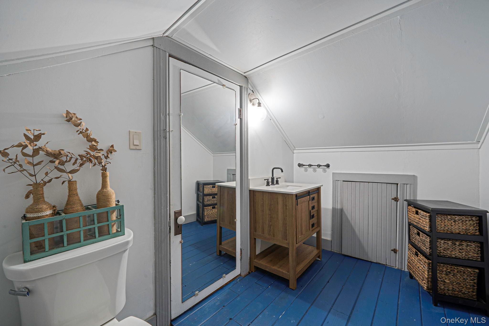 291 Terry Road, Smithtown, NY 11787