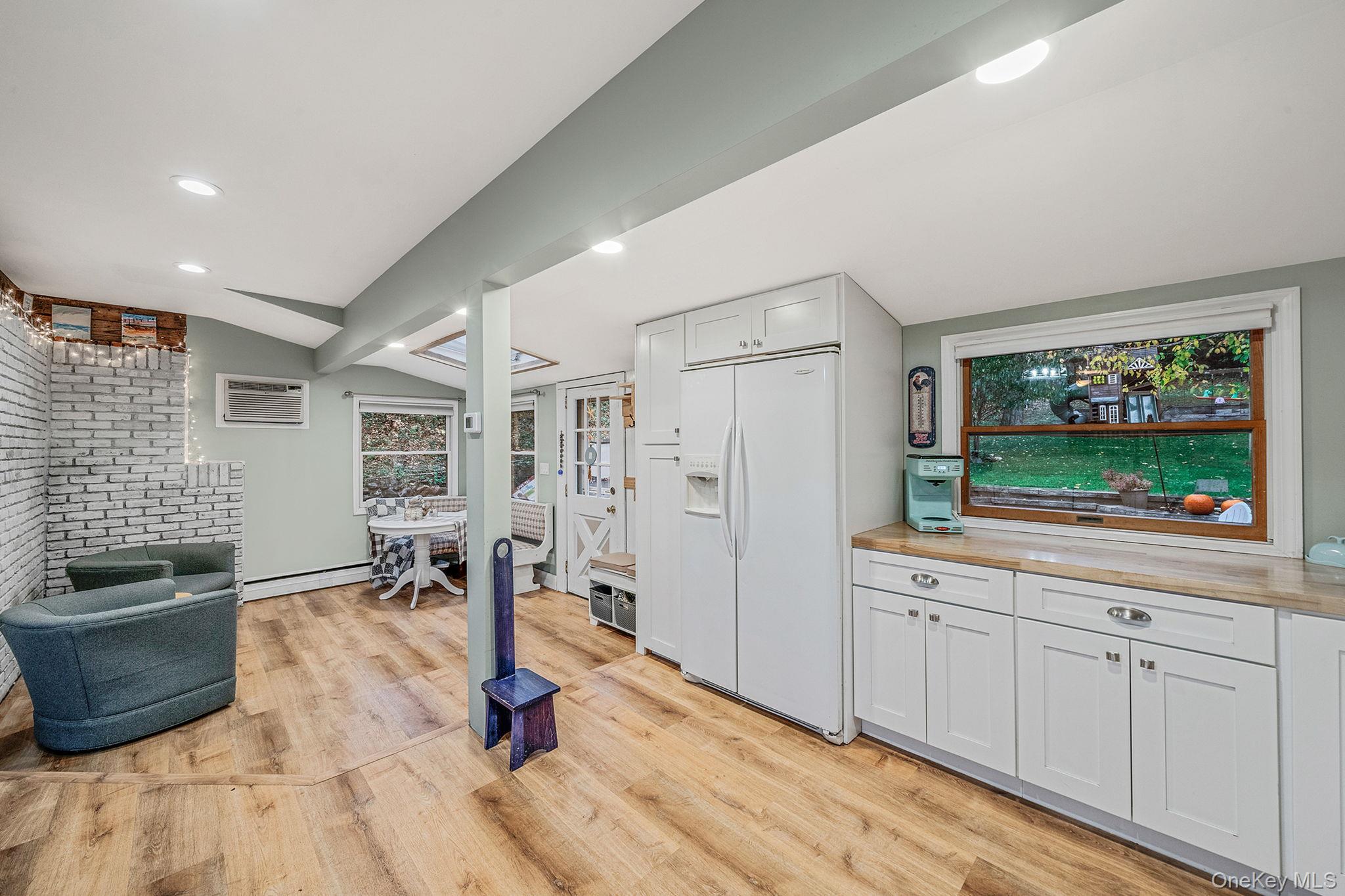 291 Terry Road, Smithtown, NY 11787