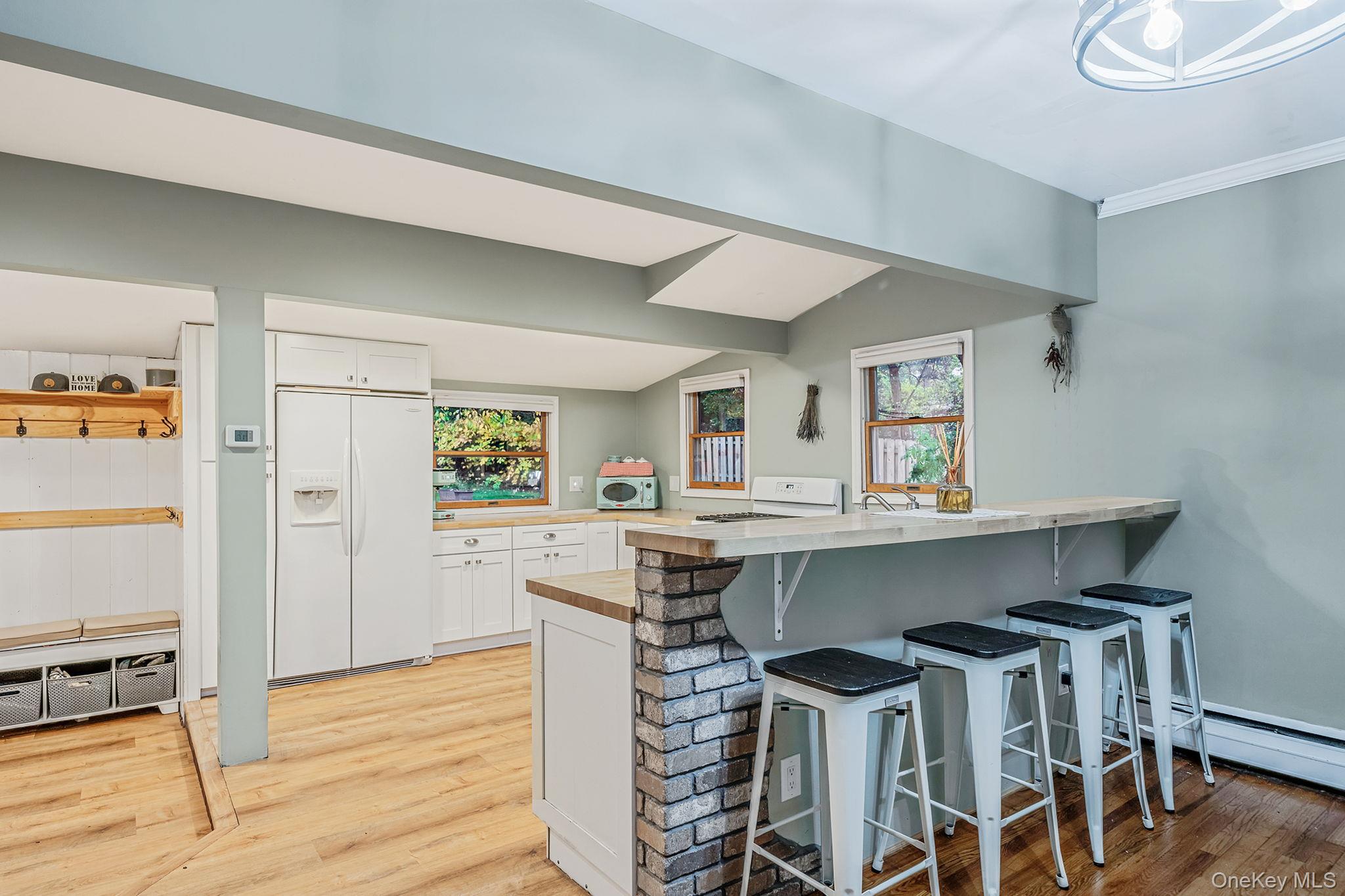 291 Terry Road, Smithtown, NY 11787