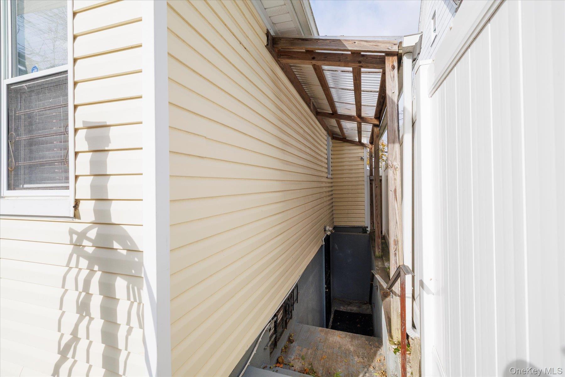 194-16 116th Avenue, Saint Albans, NY 11412