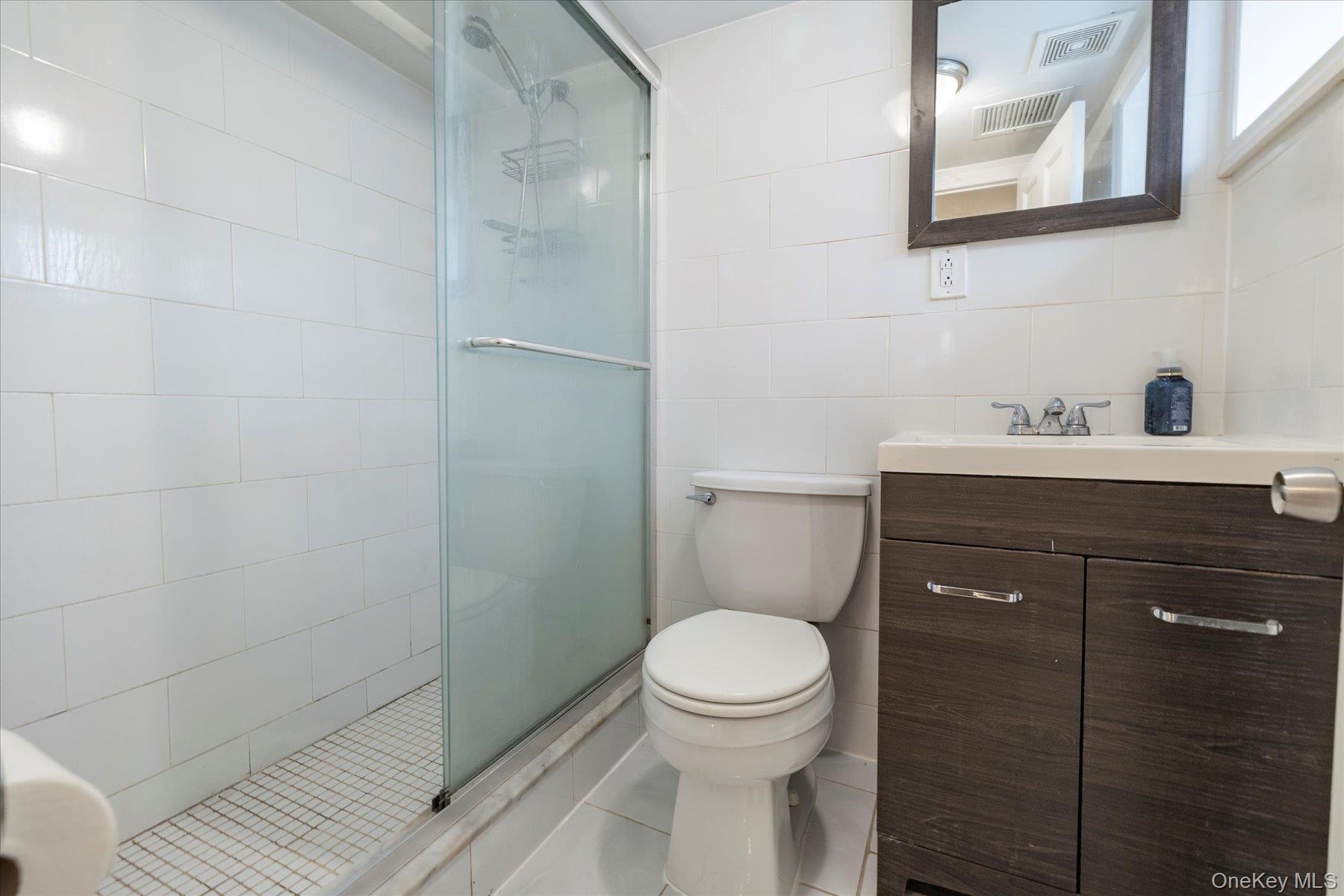 194-16 116th Avenue, Saint Albans, NY 11412