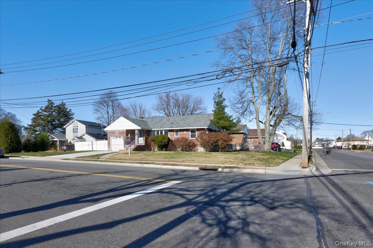 95 Harold Avenue, Hempstead, NY 11550
