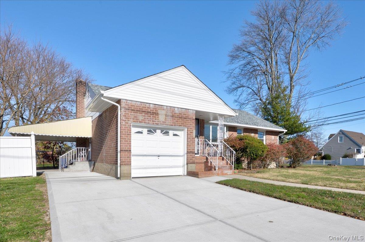 95 Harold Avenue, Hempstead, NY 11550