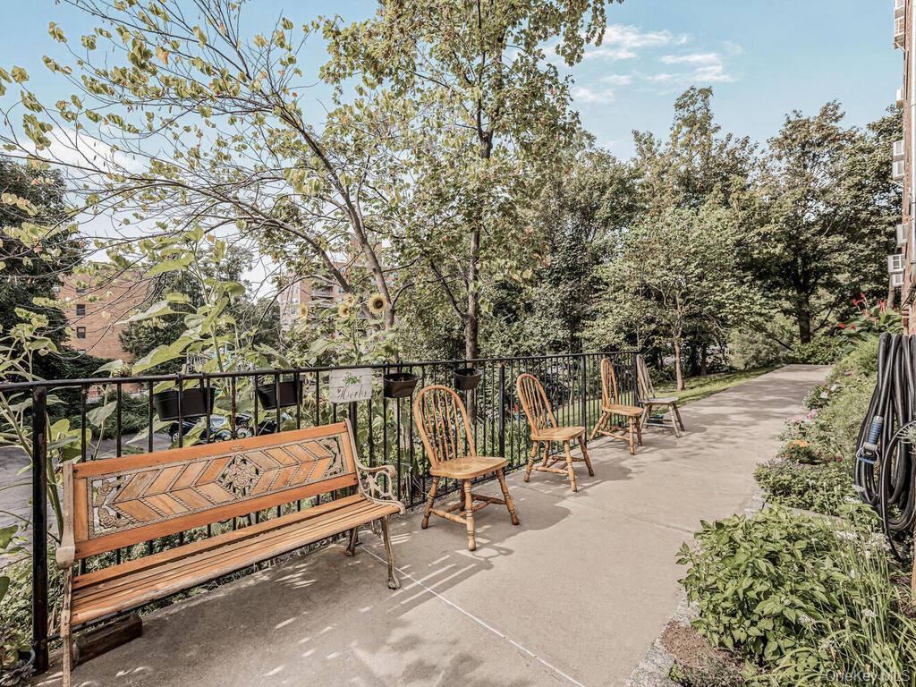 80 Knolls Crescent # 6B, Bronx, NY 10463