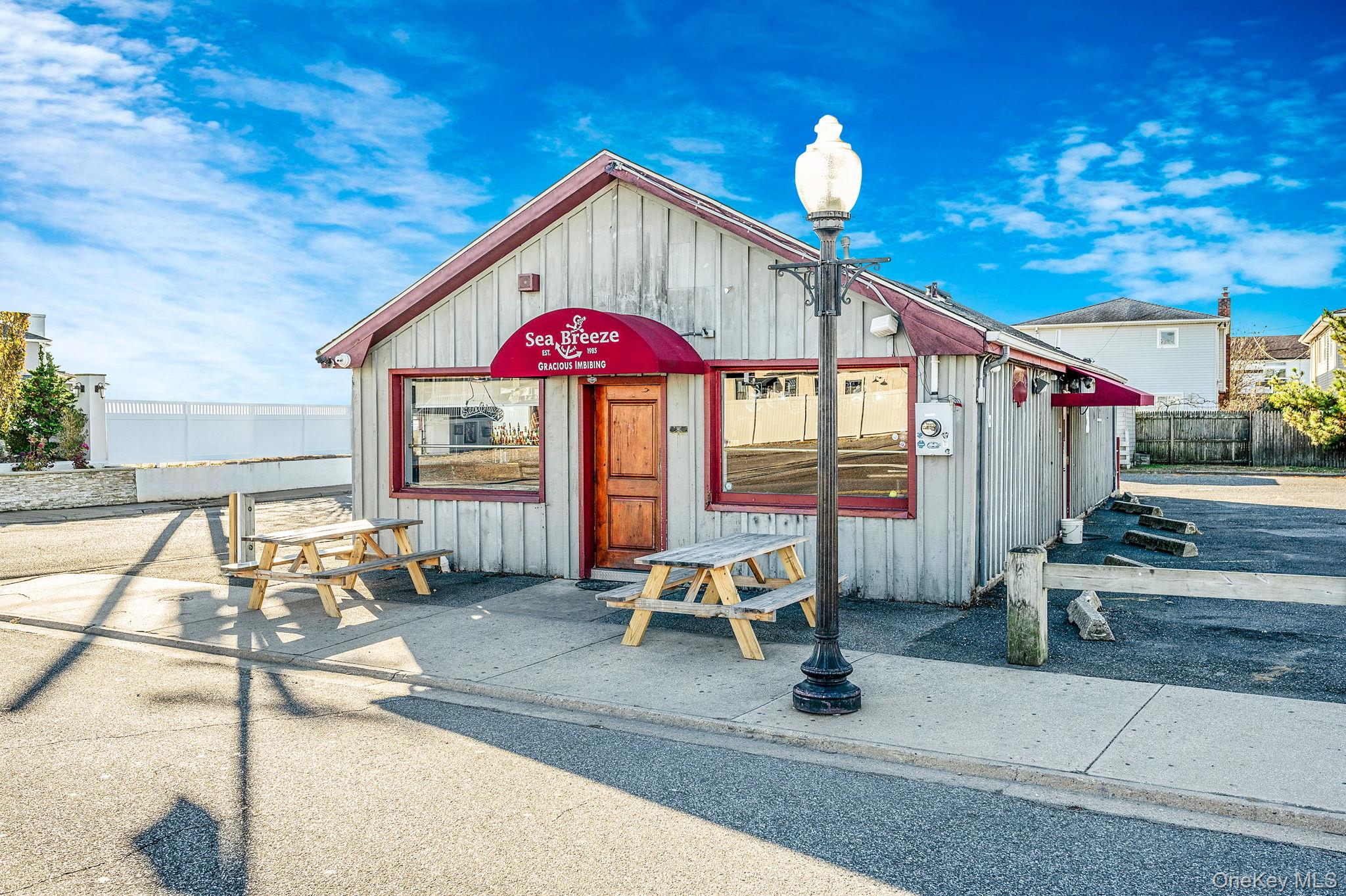 470 Fire Island Avenue, Babylon, NY 11702