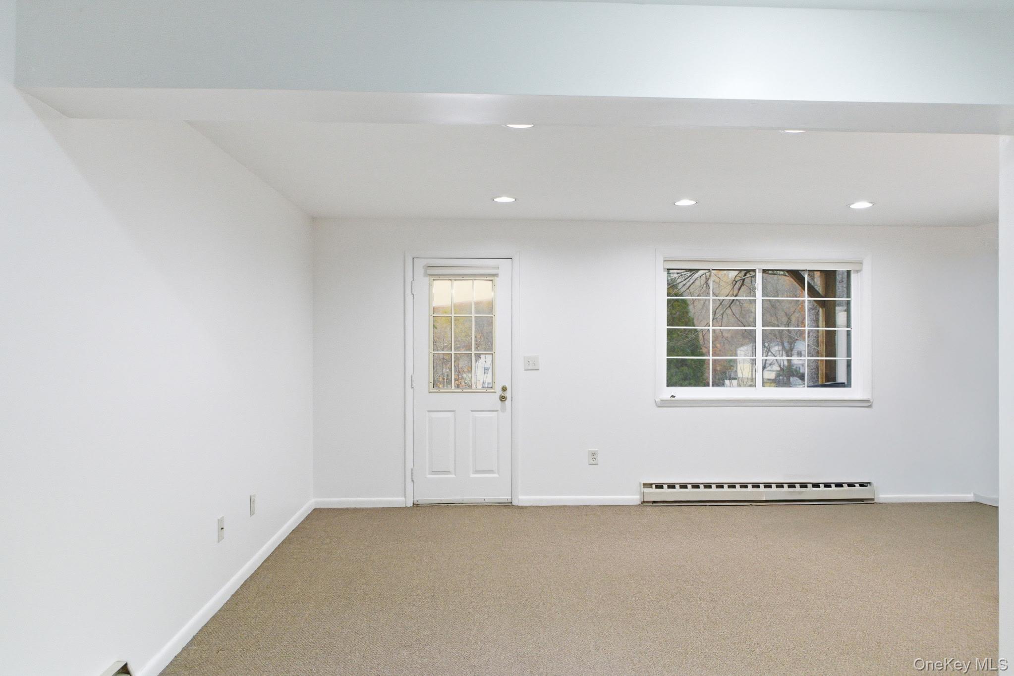 904 Kings Way # #904, Carmel, NY 10512