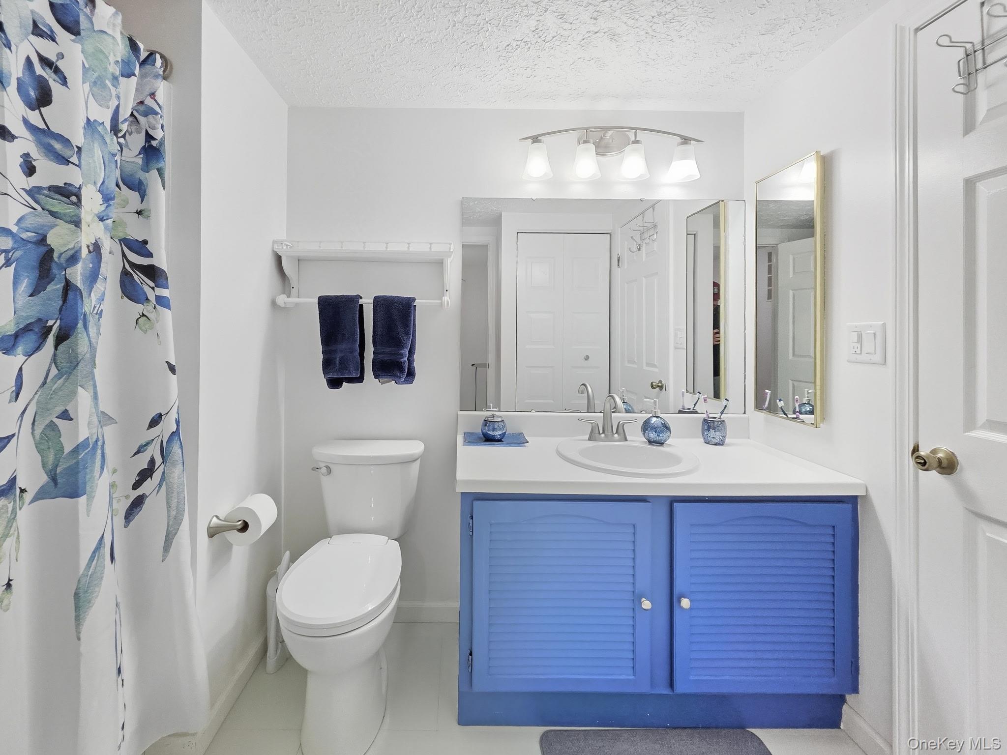 904 Kings Way # #904, Carmel, NY 10512