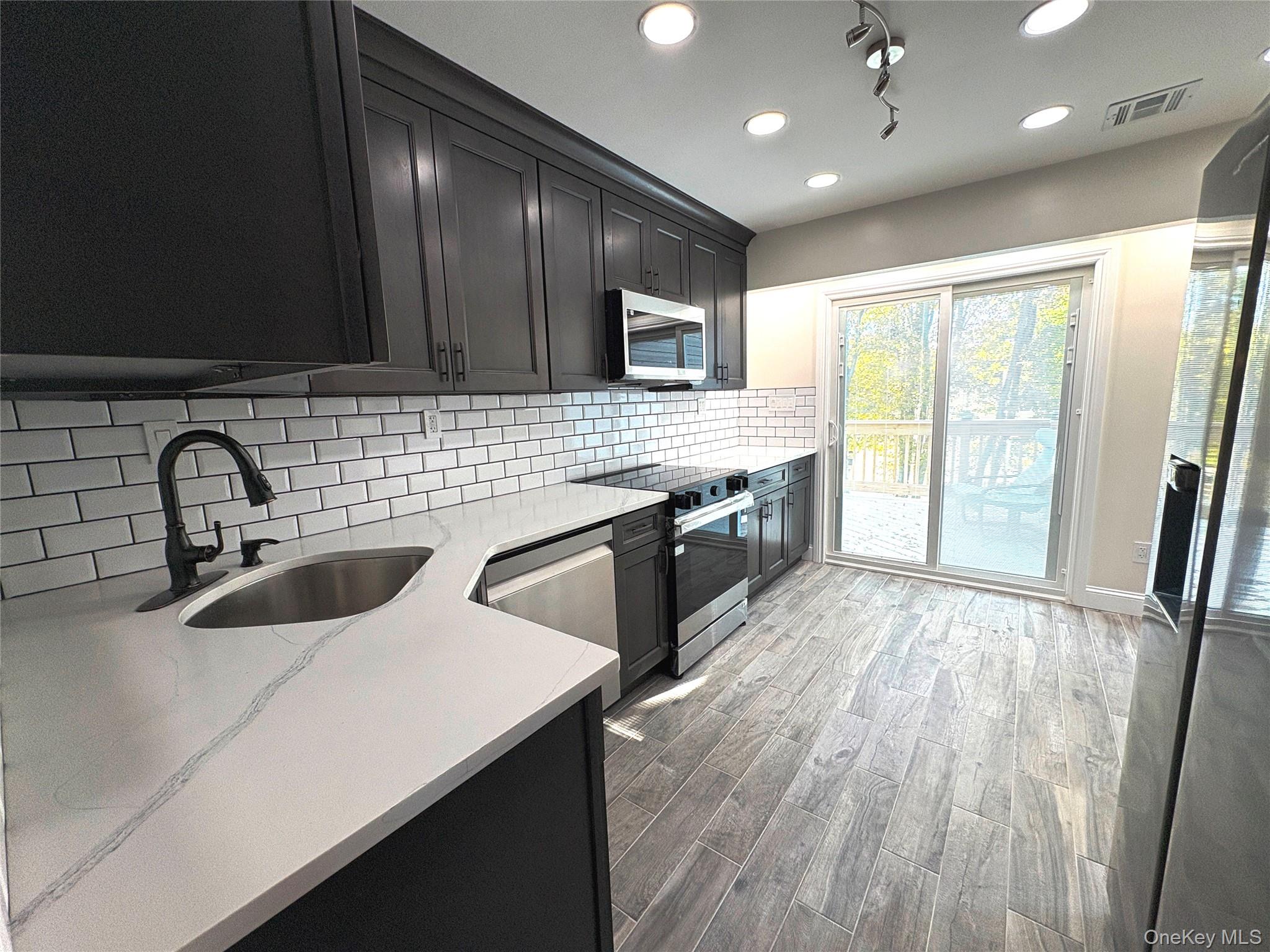 364 W 2nd Street, West Islip, NY 11795