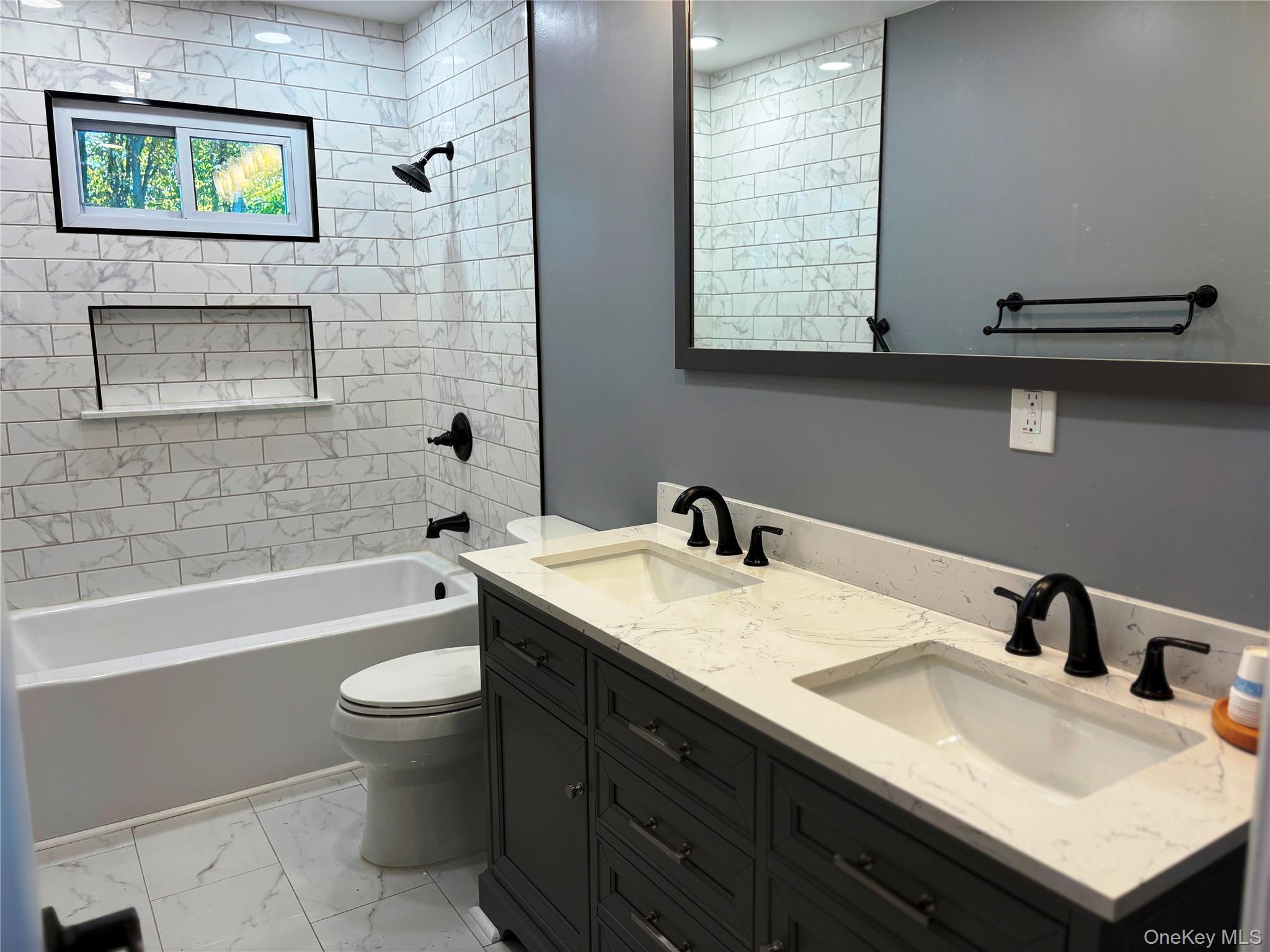 364 W 2nd Street, West Islip, NY 11795