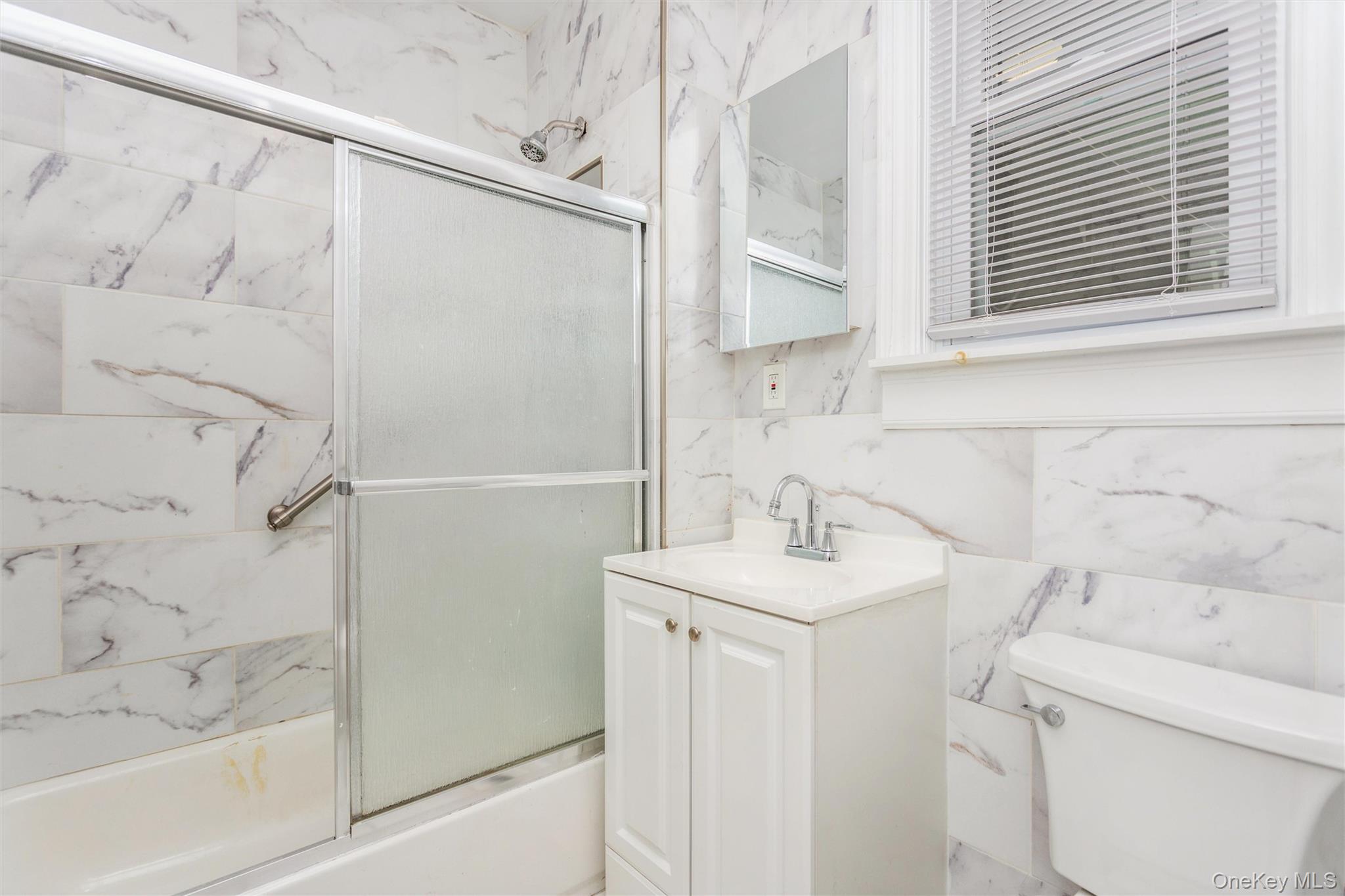 1646 Radcliff Avenue, Bronx, NY 10462