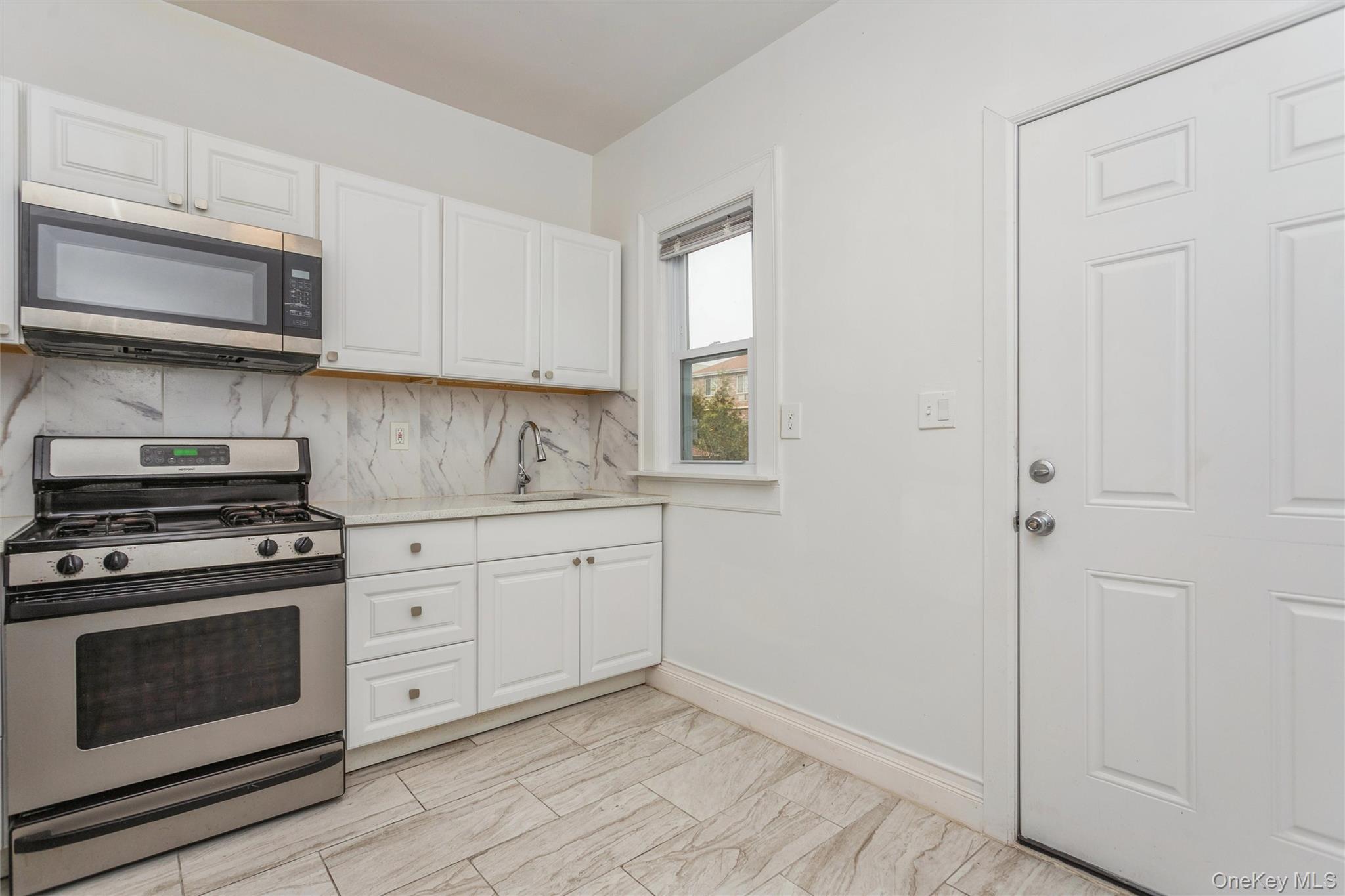 1646 Radcliff Avenue, Bronx, NY 10462