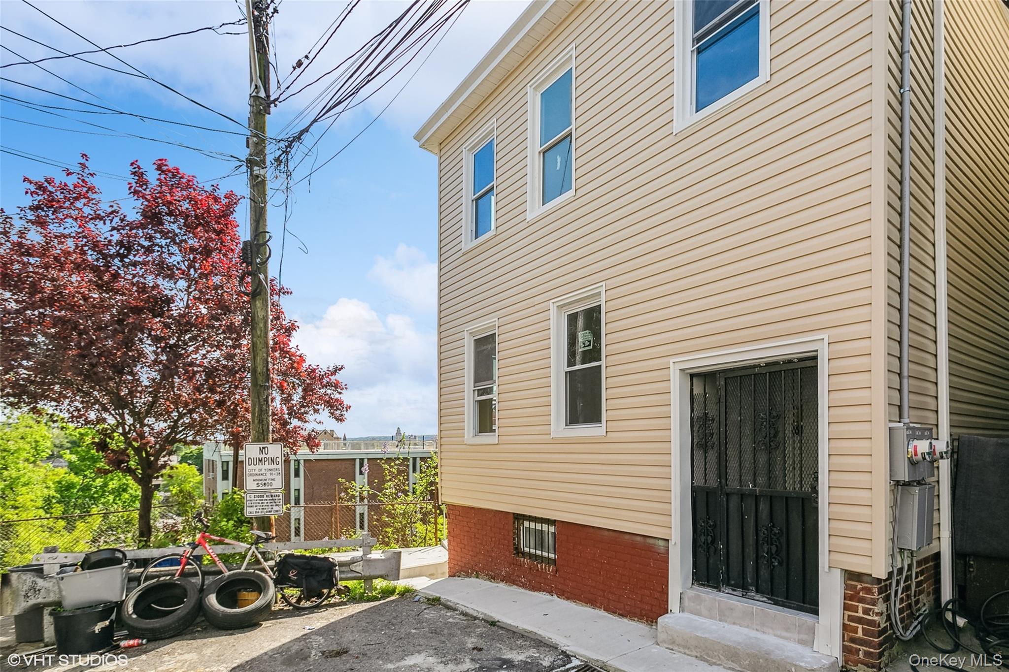 15 Stewart Place, Yonkers, NY 10701