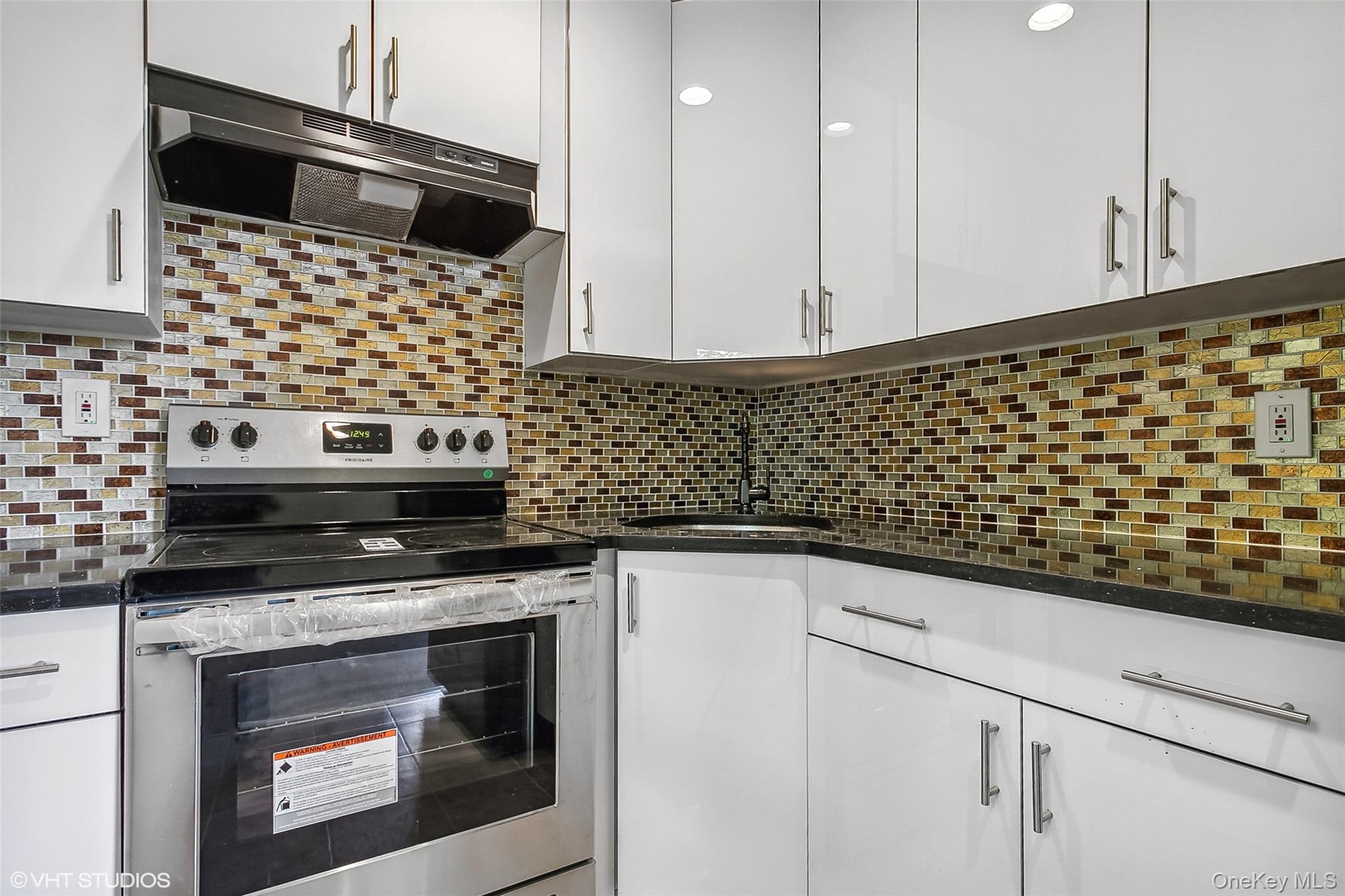 15 Stewart Place, Yonkers, NY 10701