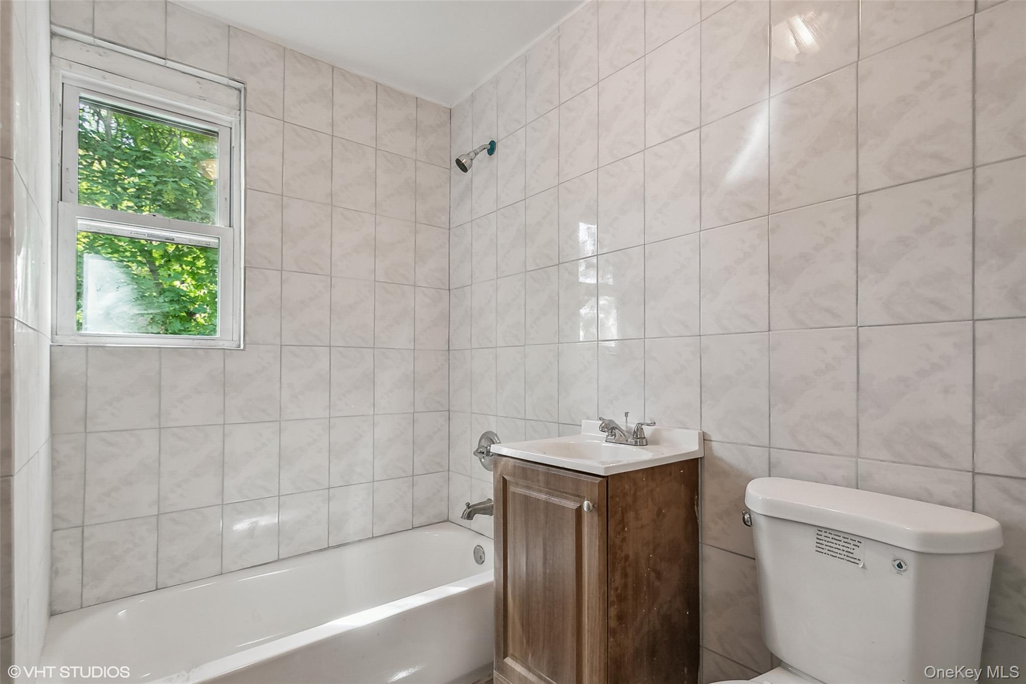 15 Stewart Place, Yonkers, NY 10701