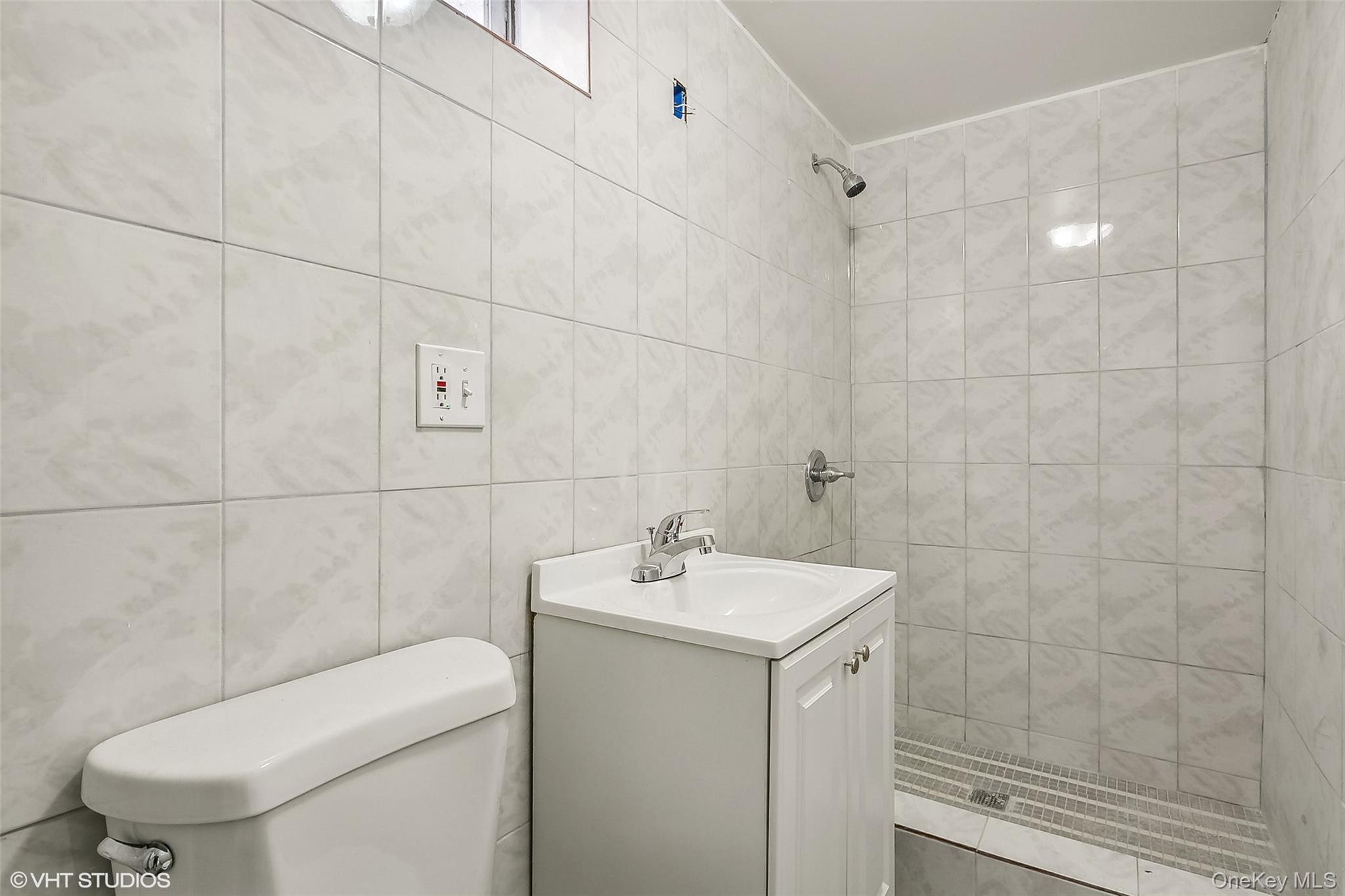 15 Stewart Place, Yonkers, NY 10701