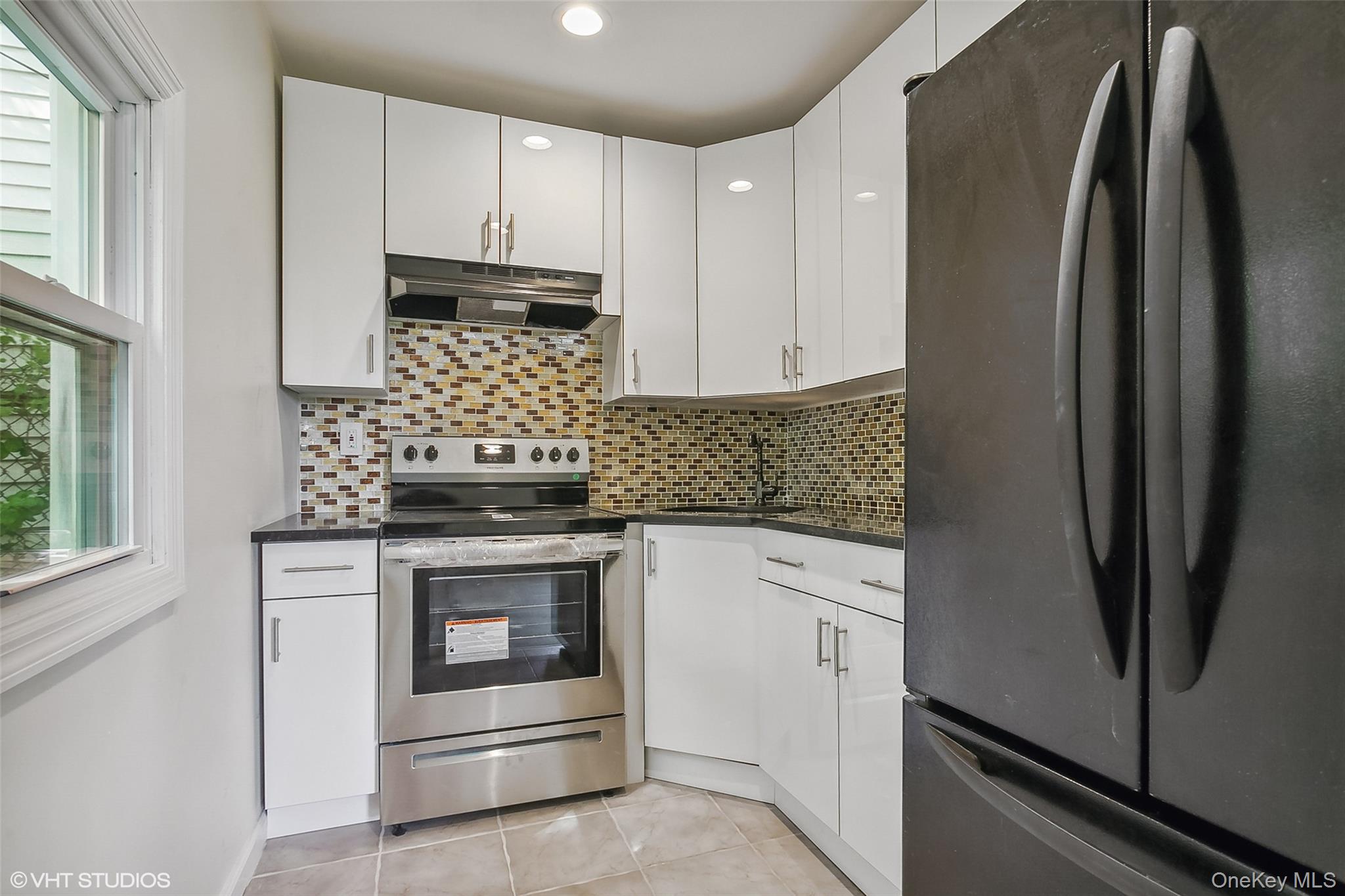 15 Stewart Place, Yonkers, NY 10701