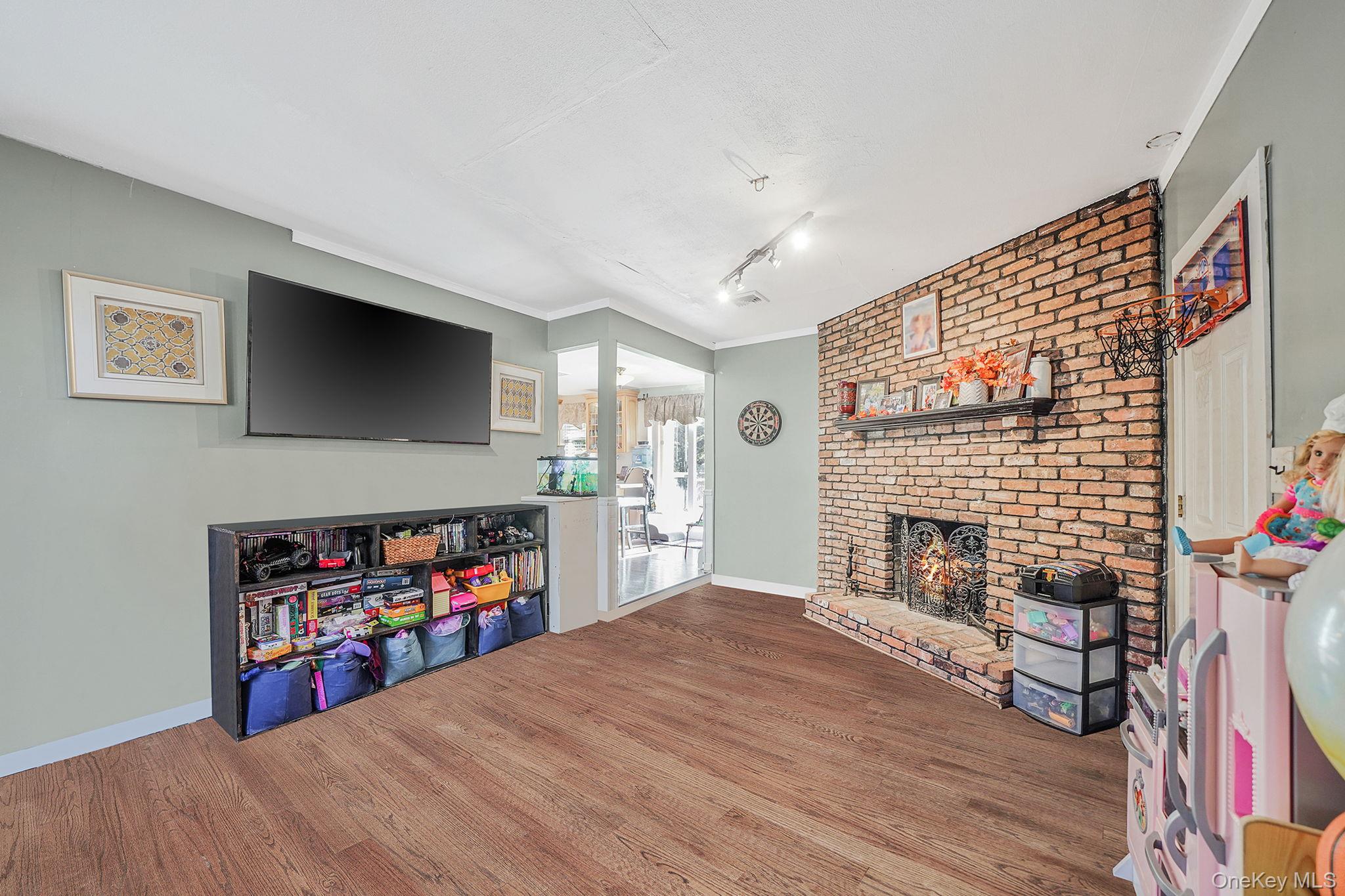 18 Ashford Drive, Ridge, NY 11961