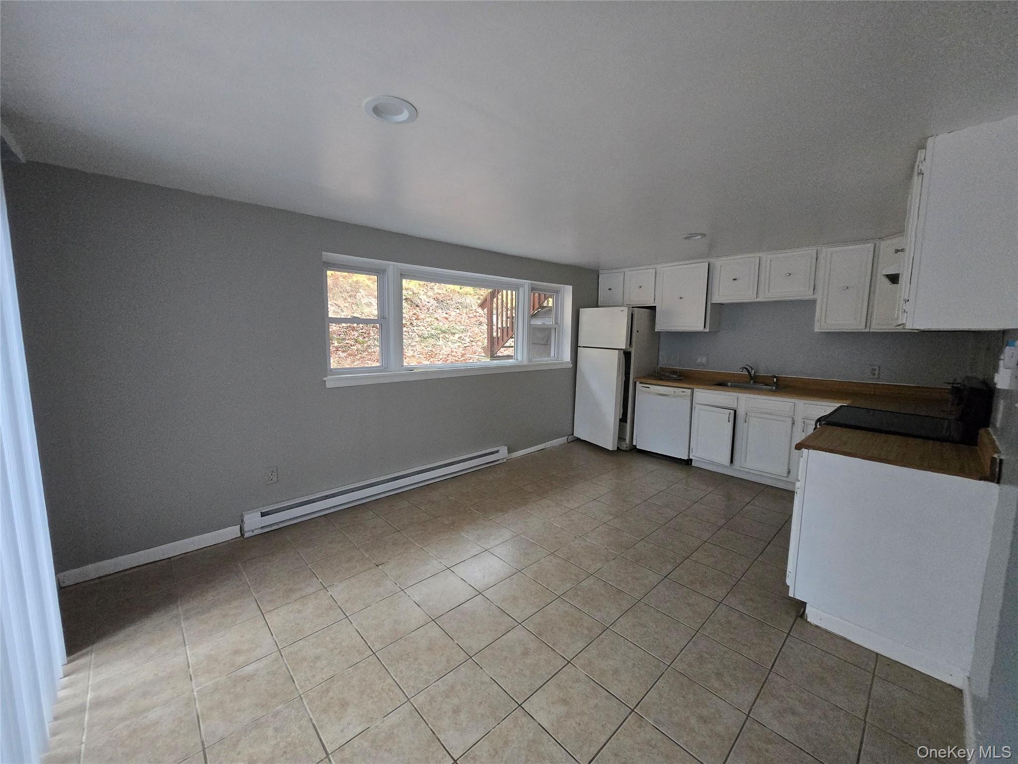 43 Glenmere Homesites Road, Florida, NY 10921