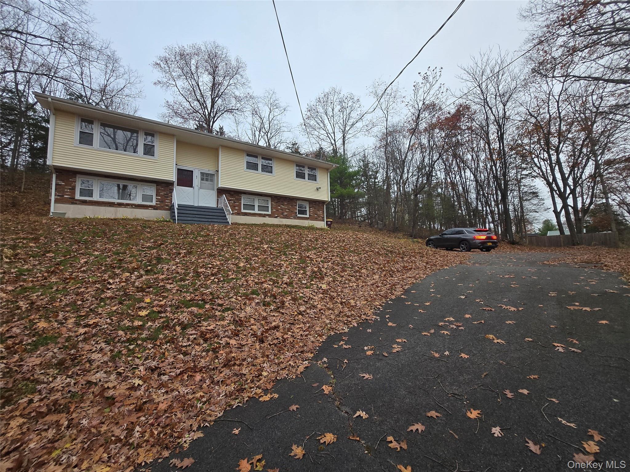 43 Glenmere Homesites Road, Florida, NY 10921