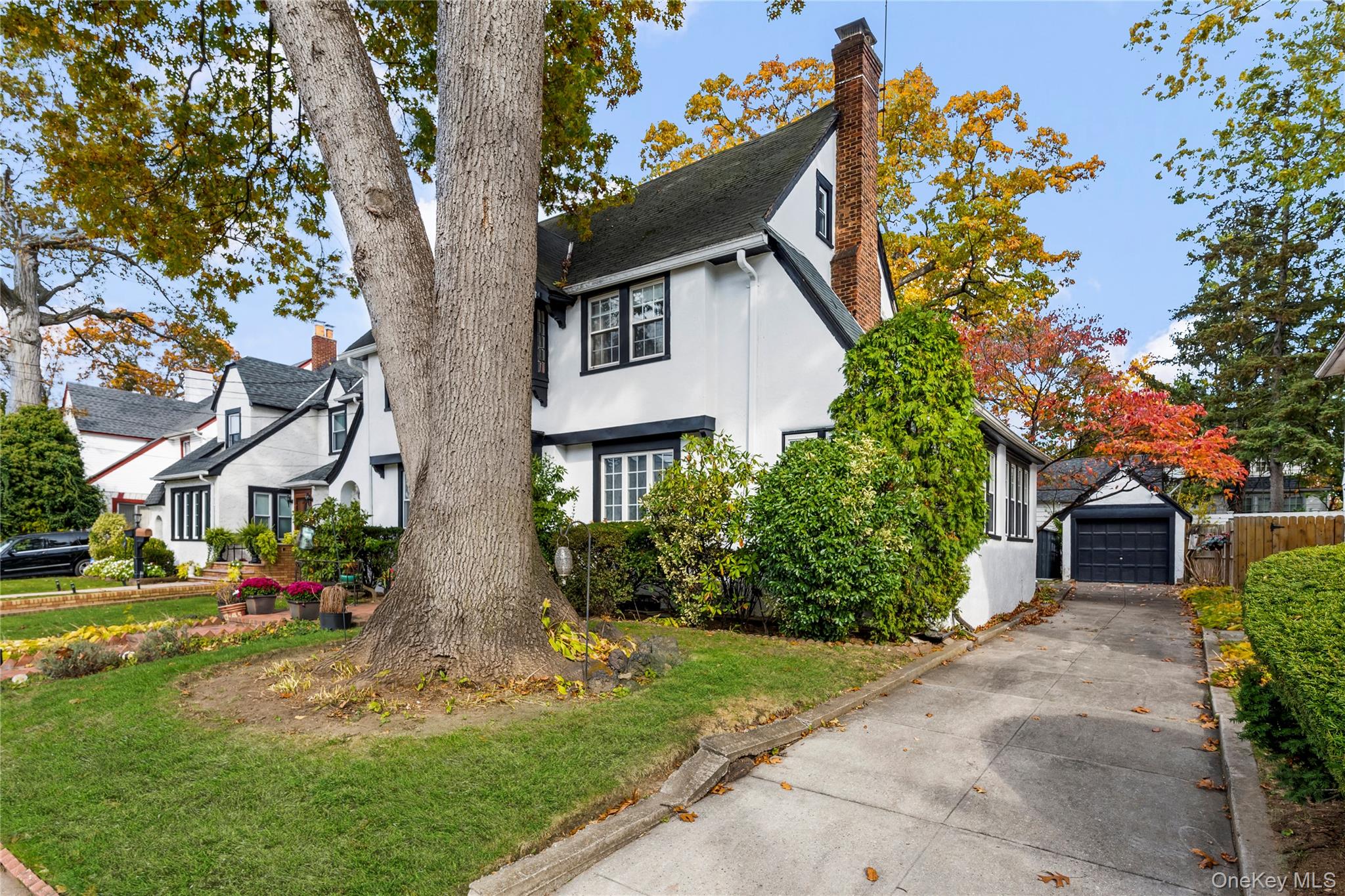 11245 178th Street, Addisleigh Park, NY 11433