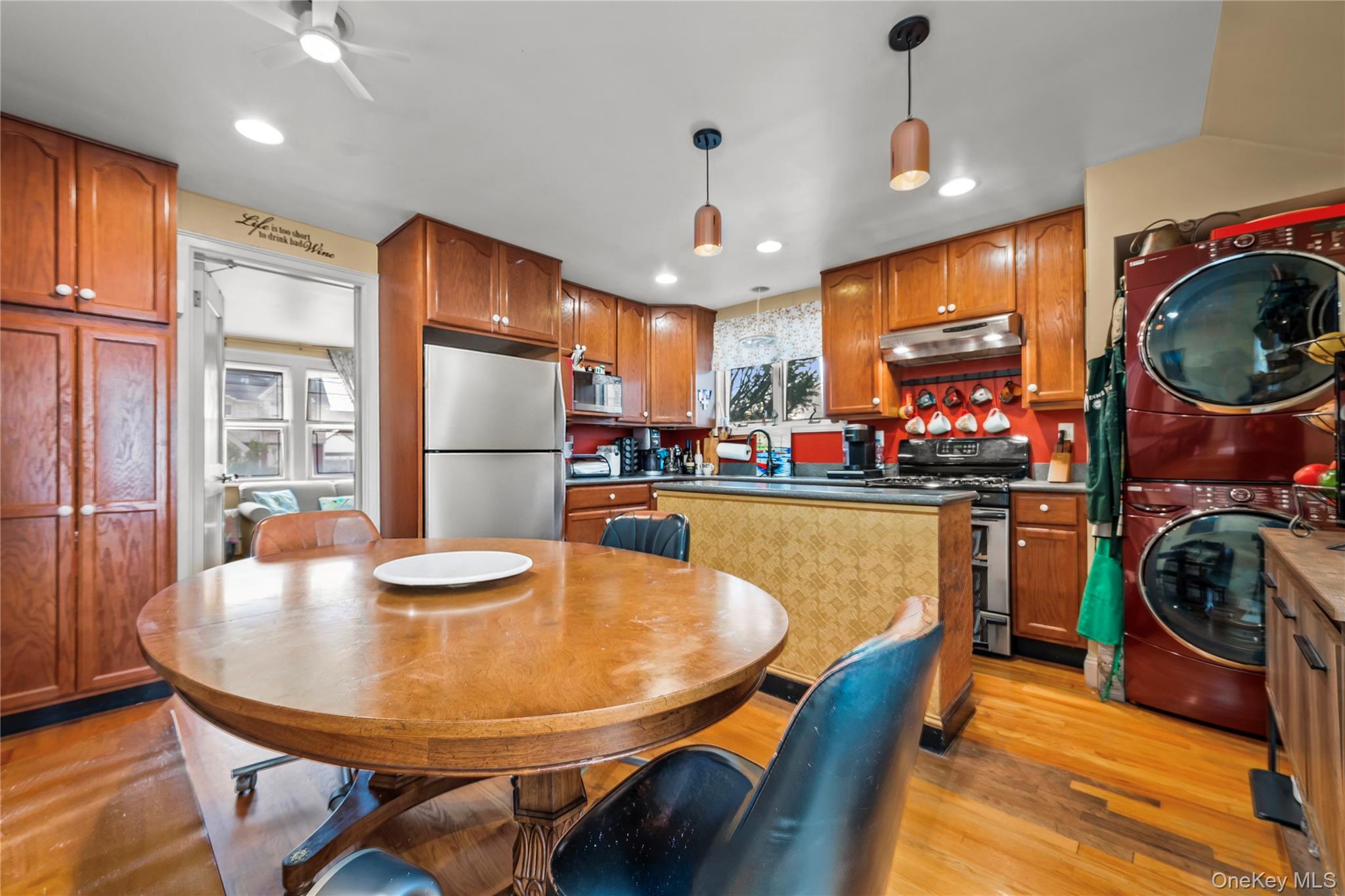 11245 178th Street, Addisleigh Park, NY 11433