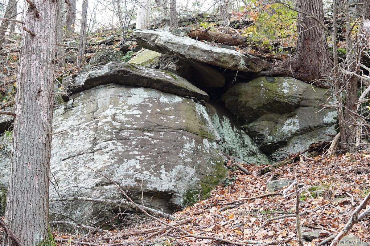 738 Manorville Road, Saugerties, NY 12477