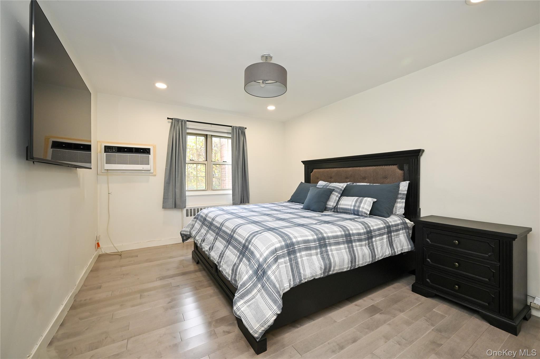 69-25 215th # A, Bayside, NY 11364