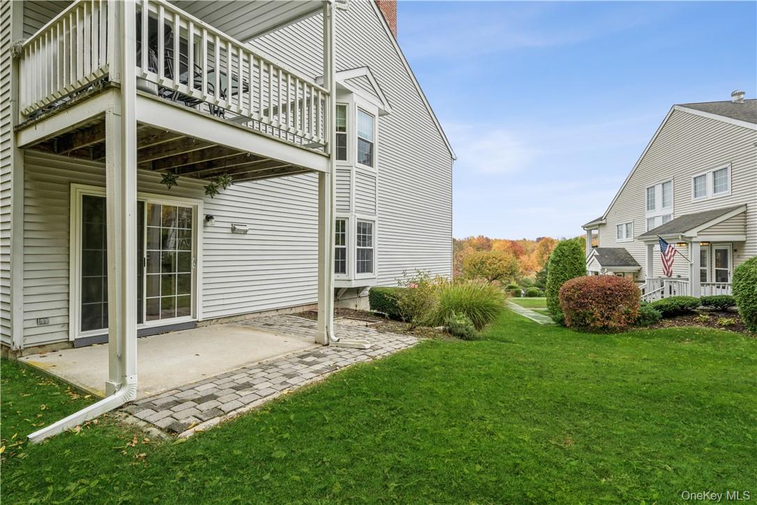 27 The Knolls, Warwick, NY 10990