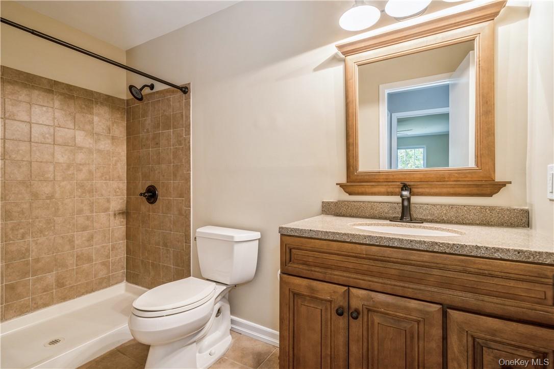 27 The Knolls, Warwick, NY 10990