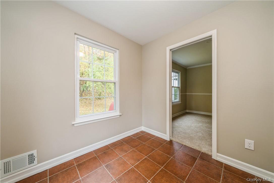 27 The Knolls, Warwick, NY 10990