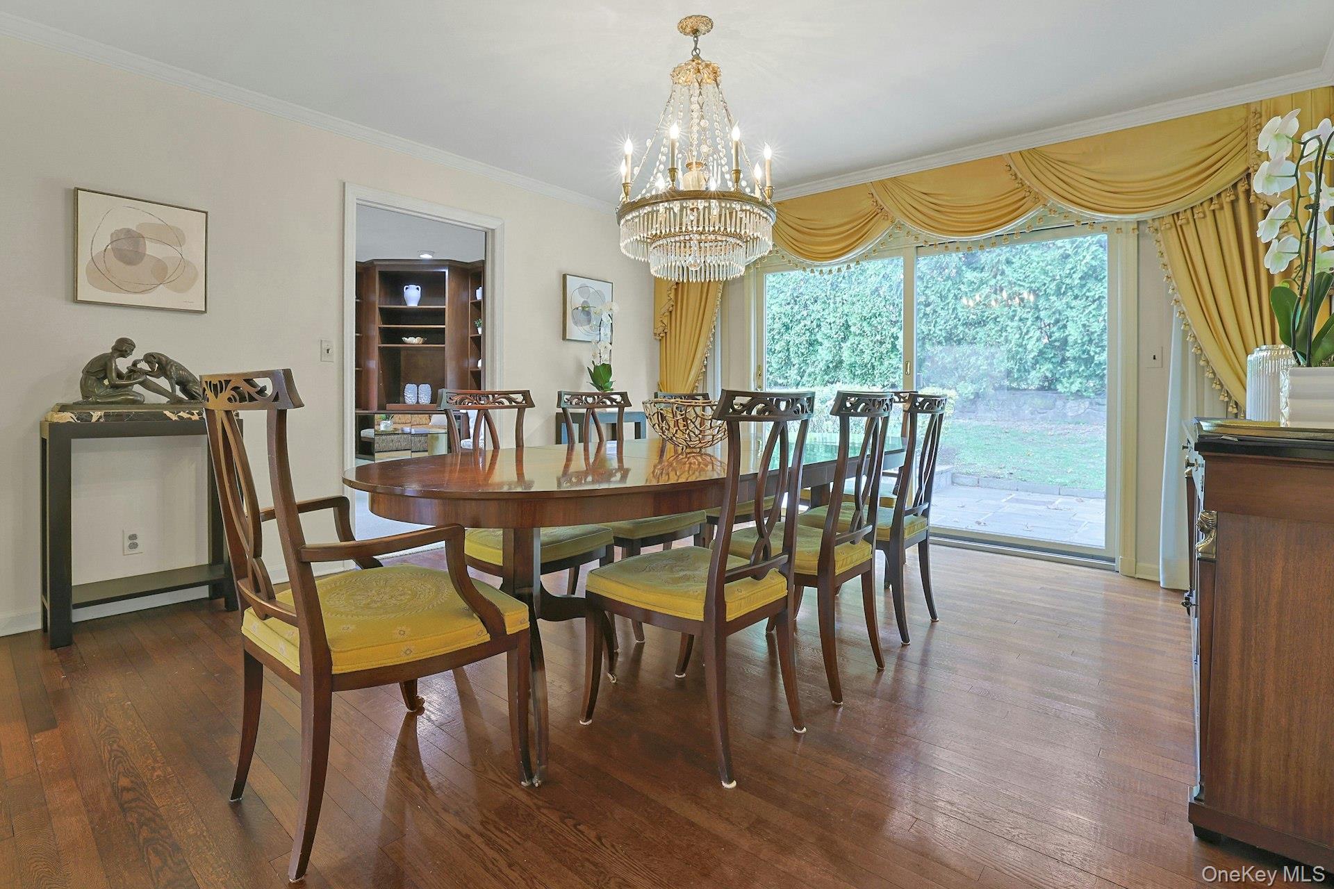 1 Elm Road, Scarsdale, NY 10583