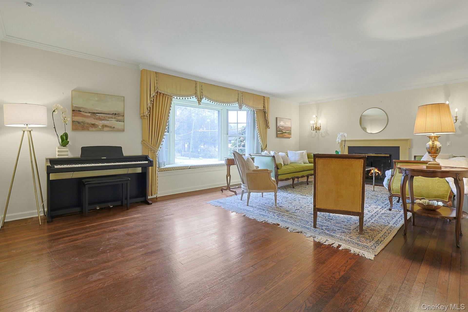 1 Elm Road, Scarsdale, NY 10583