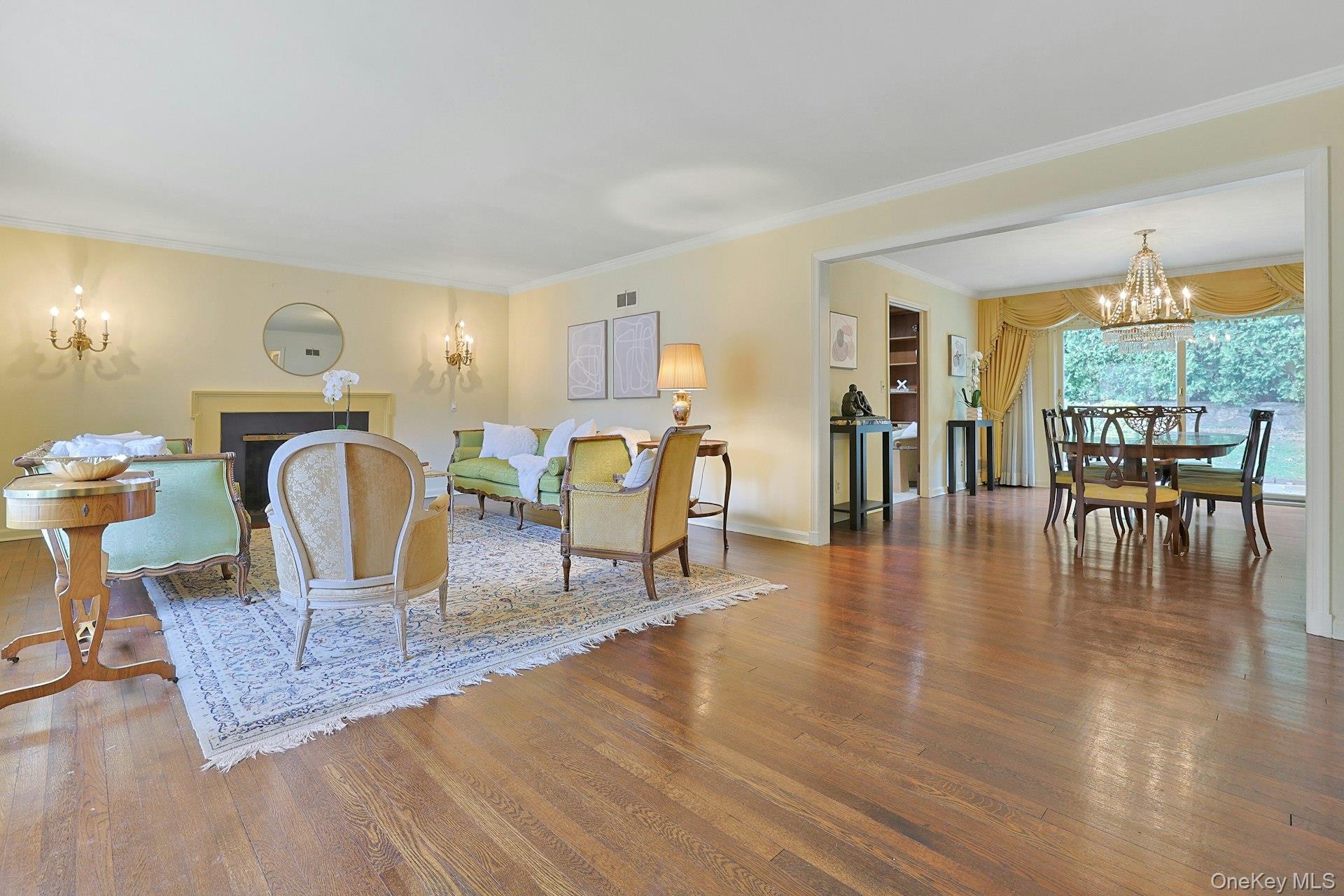 1 Elm Road, Scarsdale, NY 10583