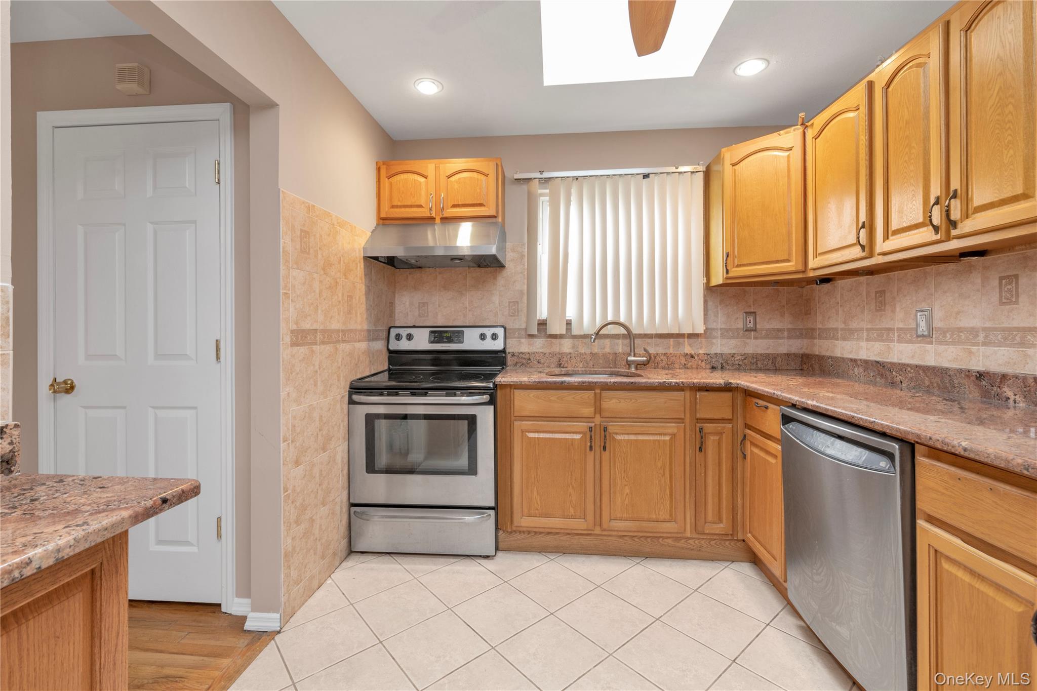 49 Prospect Street, Roosevelt, NY 11575