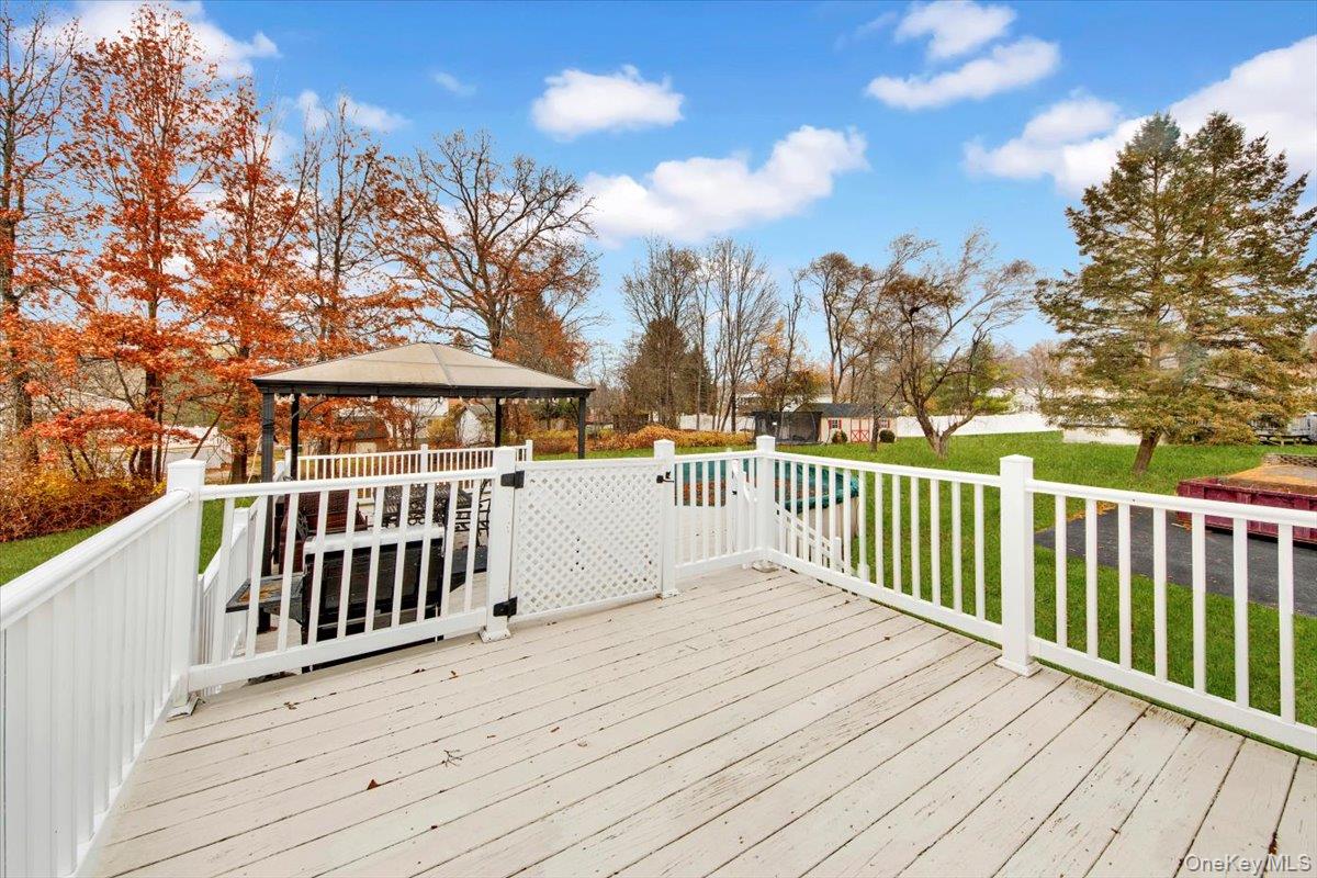 10 Scott Drive, Middletown, NY 10941