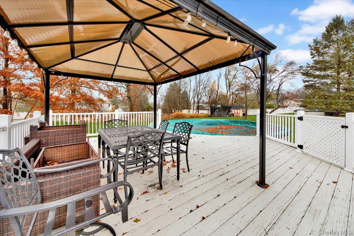 10 Scott Drive, Middletown, NY 10941