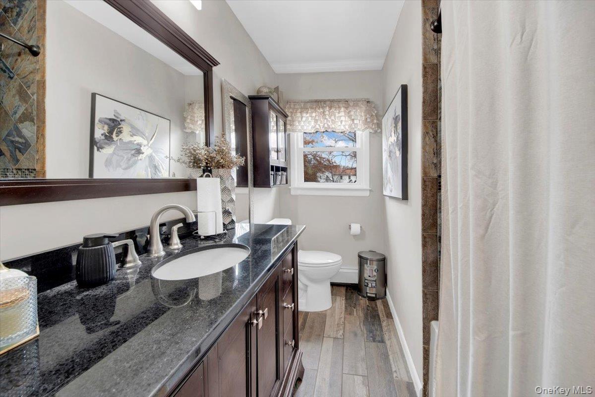 10 Scott Drive, Middletown, NY 10941