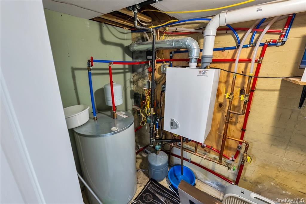 531 Old Country Road, Plainview, NY 11803