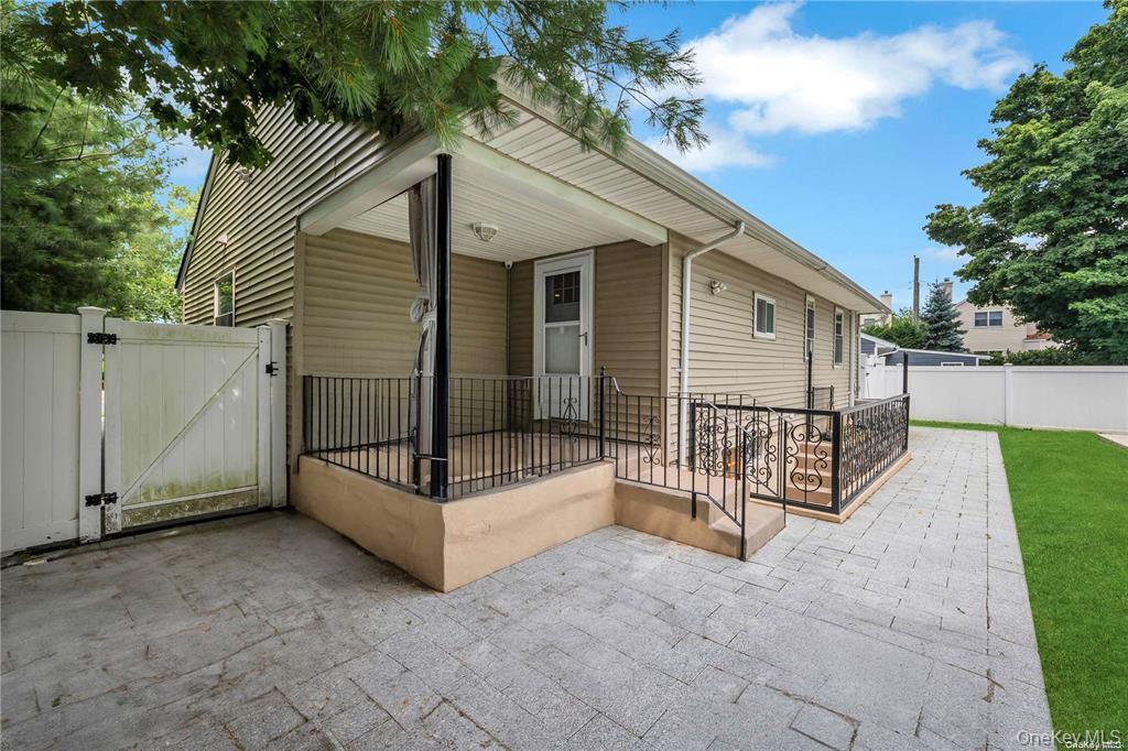 531 Old Country Road, Plainview, NY 11803