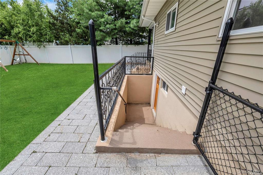 531 Old Country Road, Plainview, NY 11803