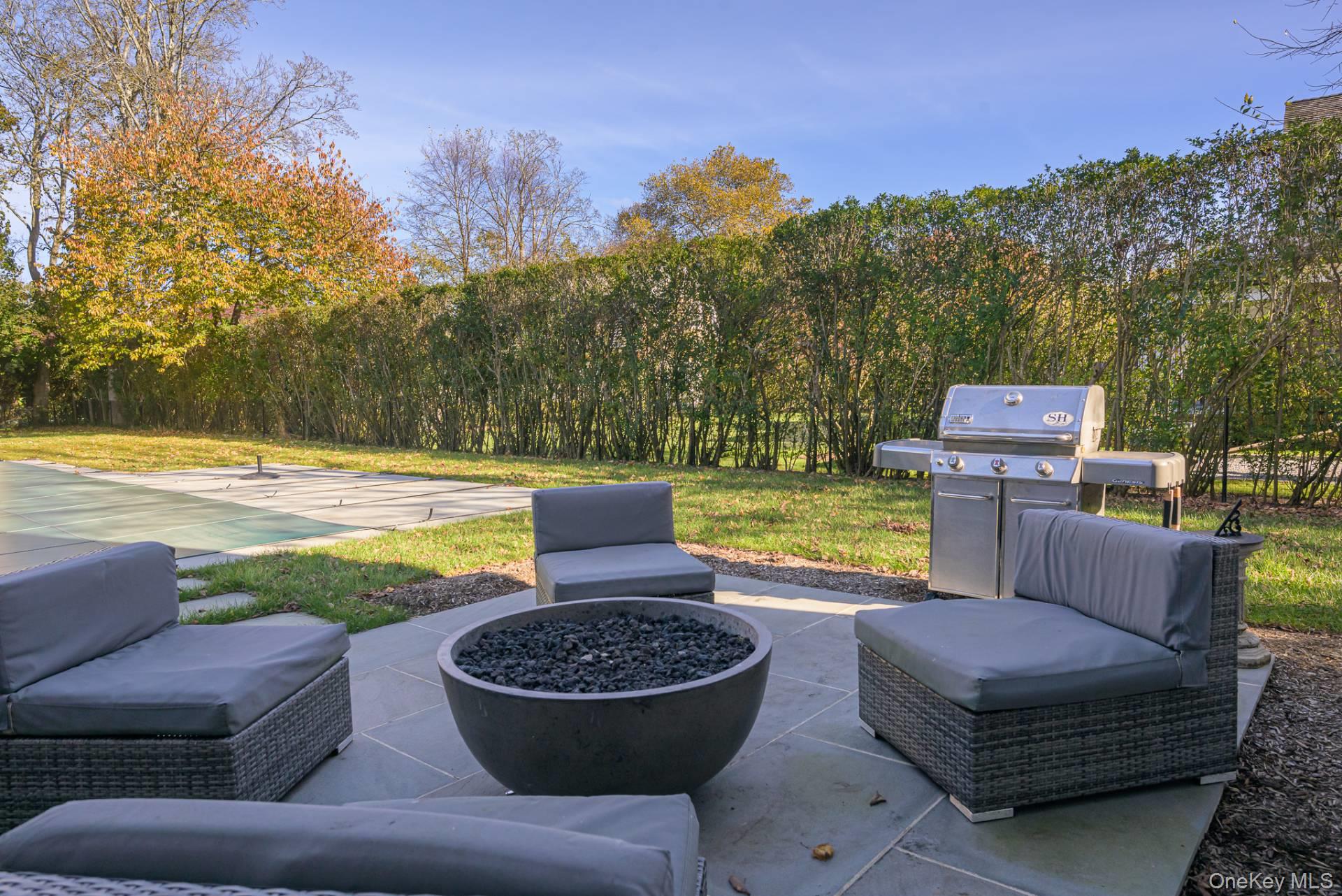 187 Meeting House Lane, Southampton, NY 11968