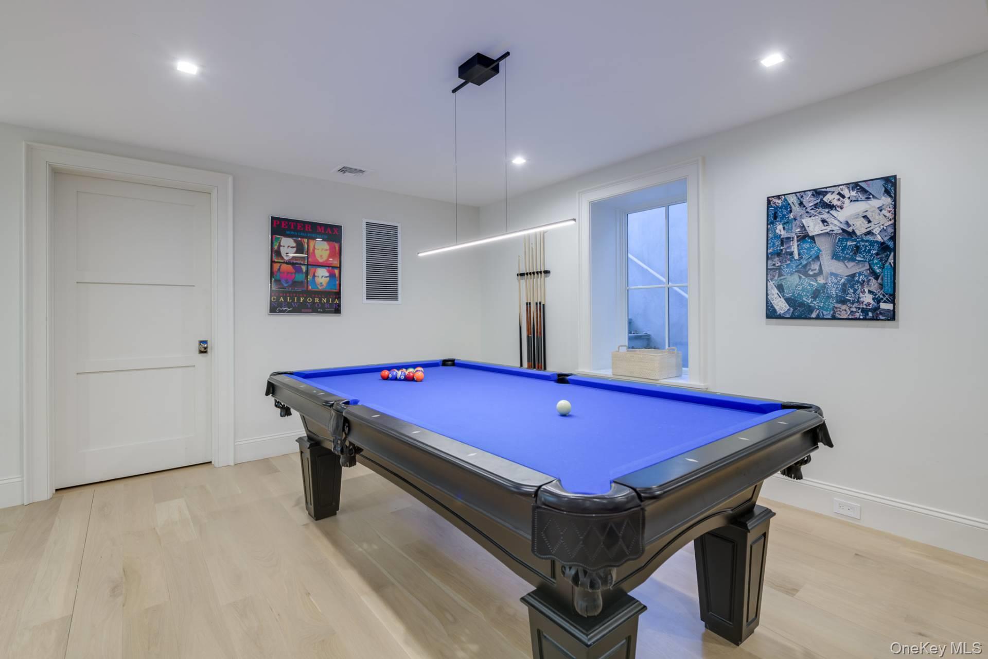 187 Meeting House Lane, Southampton, NY 11968